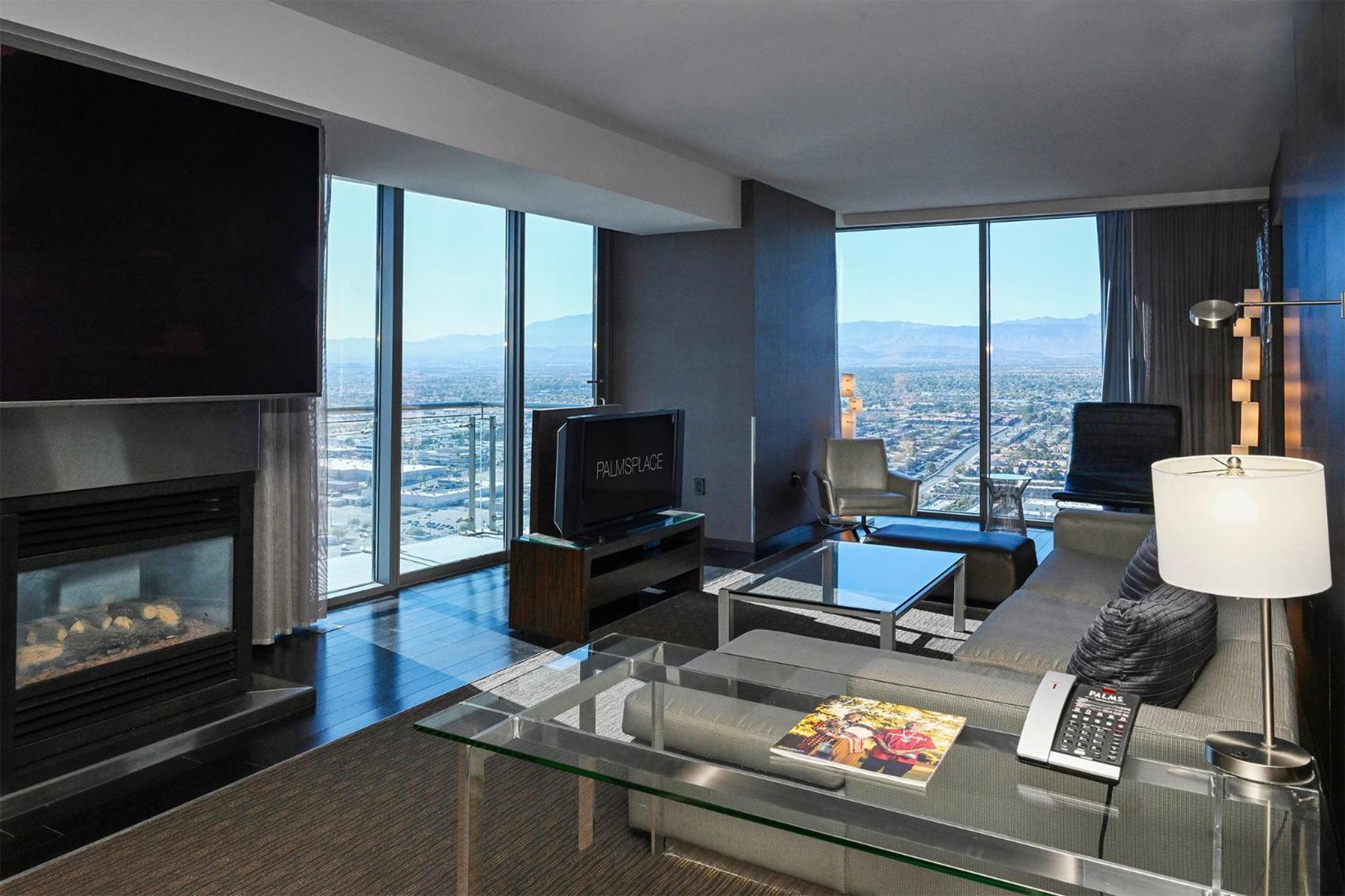 One Bedroom Suite Strip View