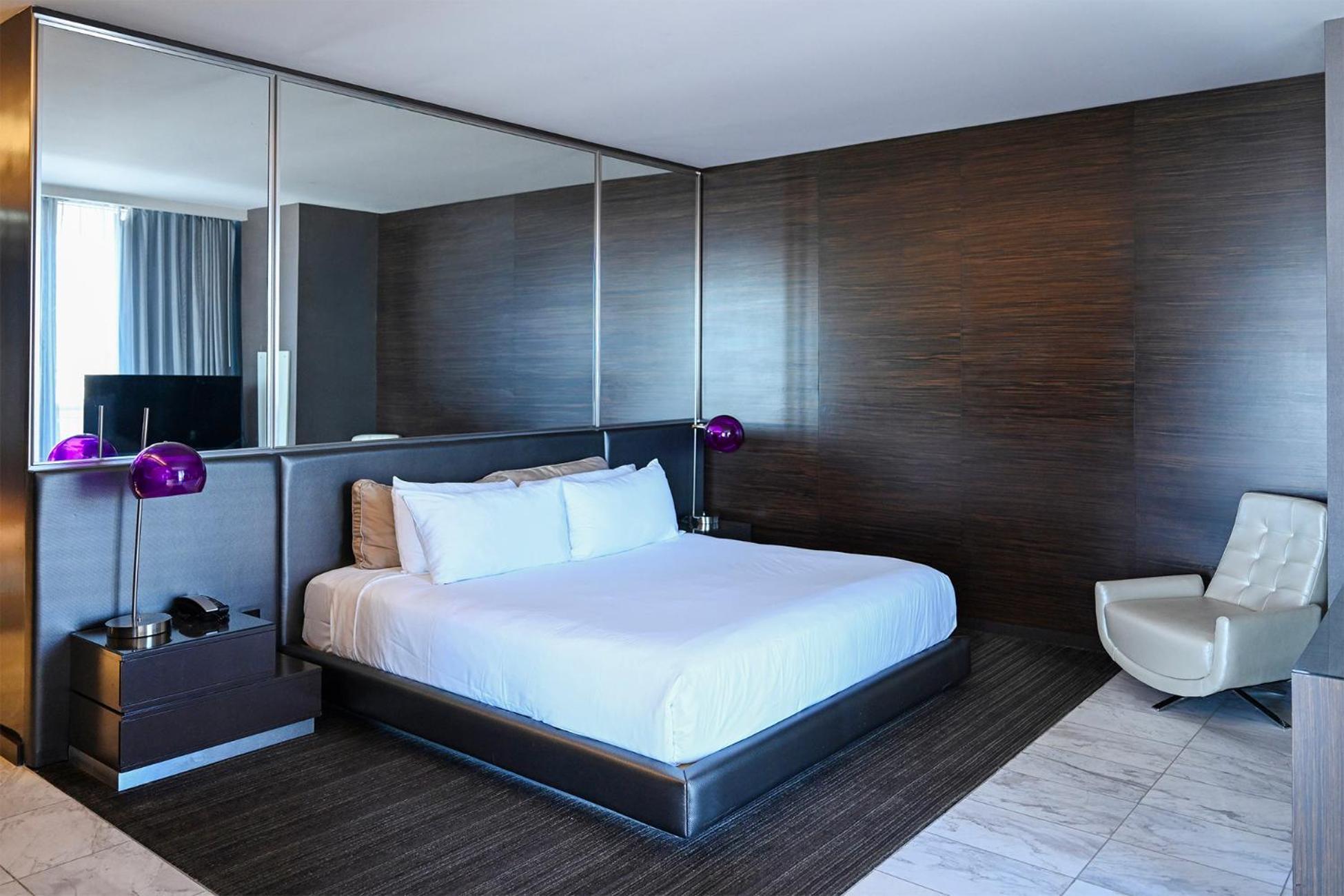 One Bedroom Suite Strip View