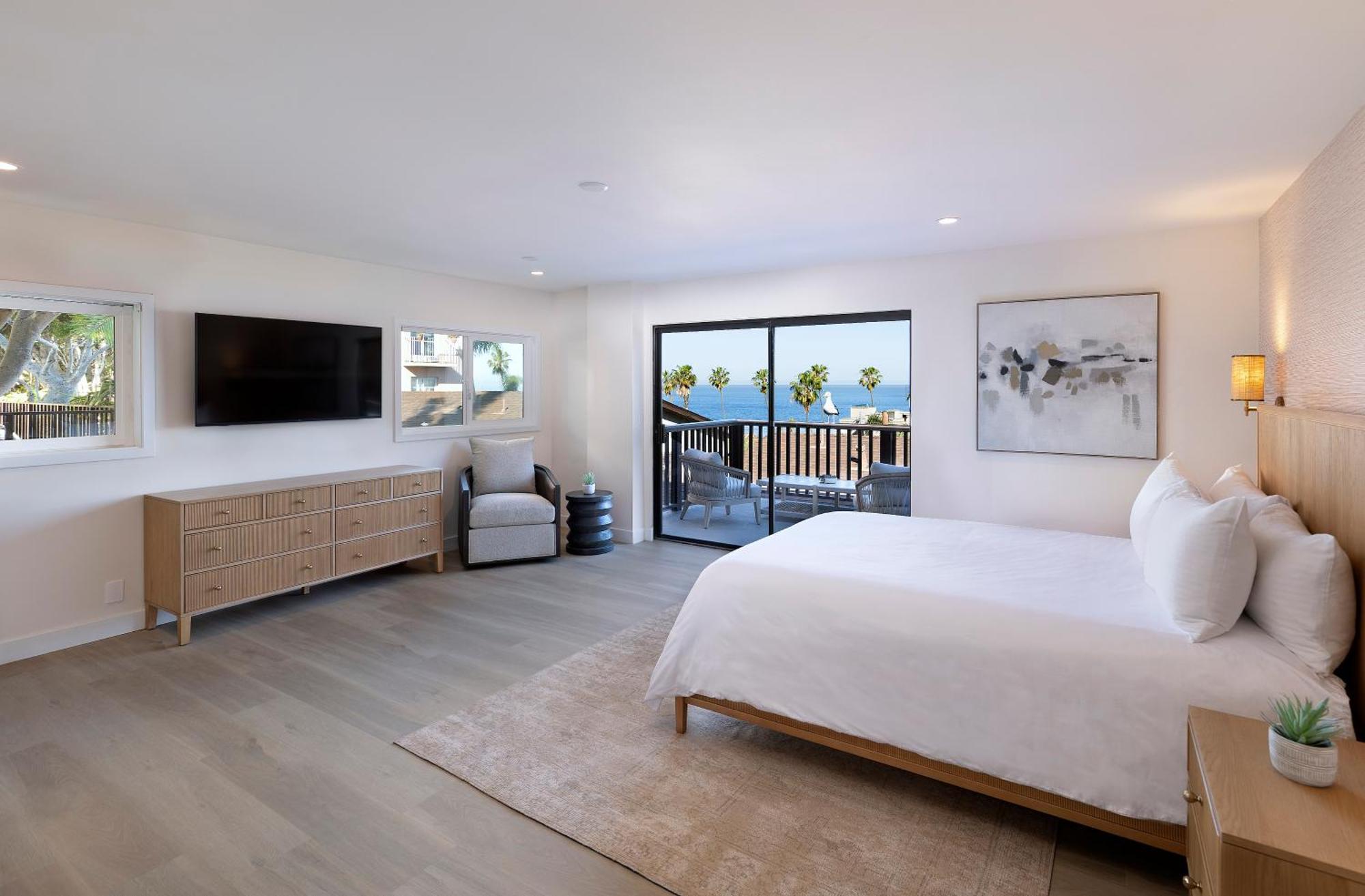 All New Terrace Ocean View King Stair Access Only