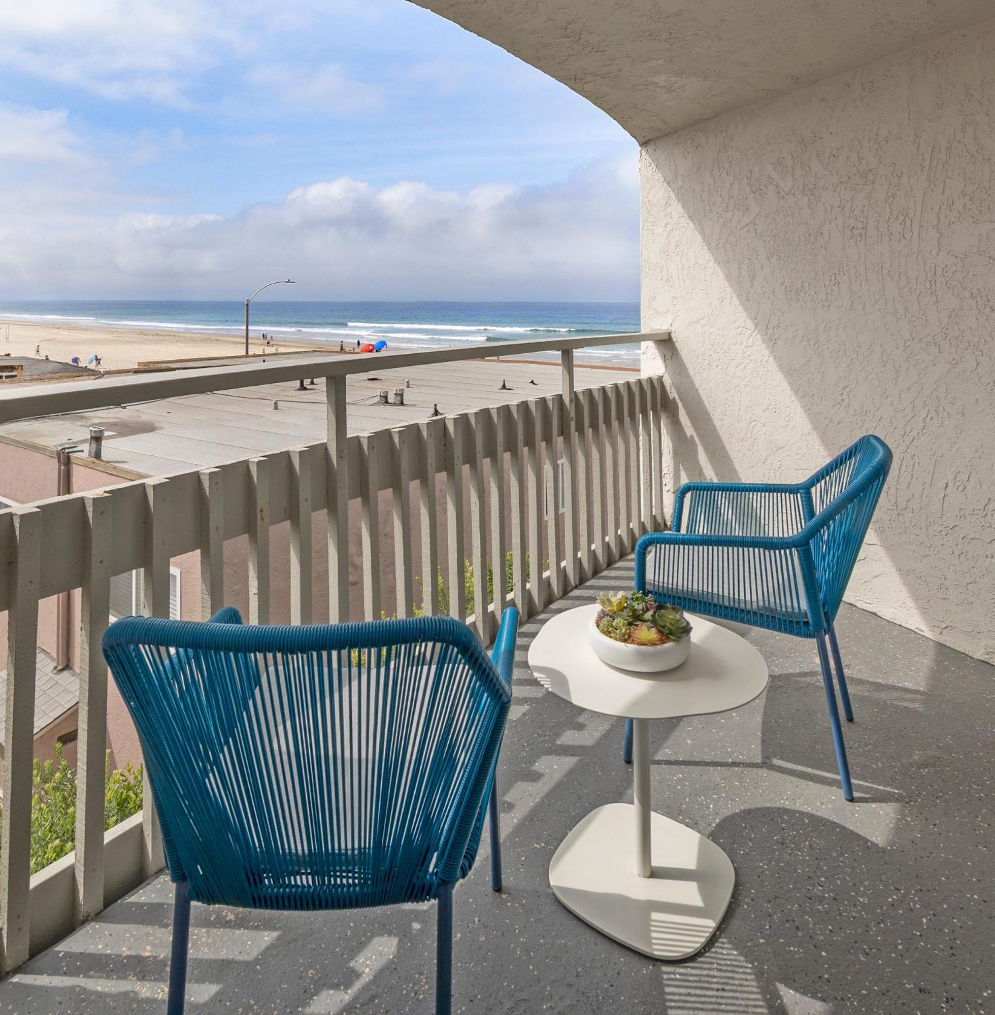 King Room Partial Ocean View