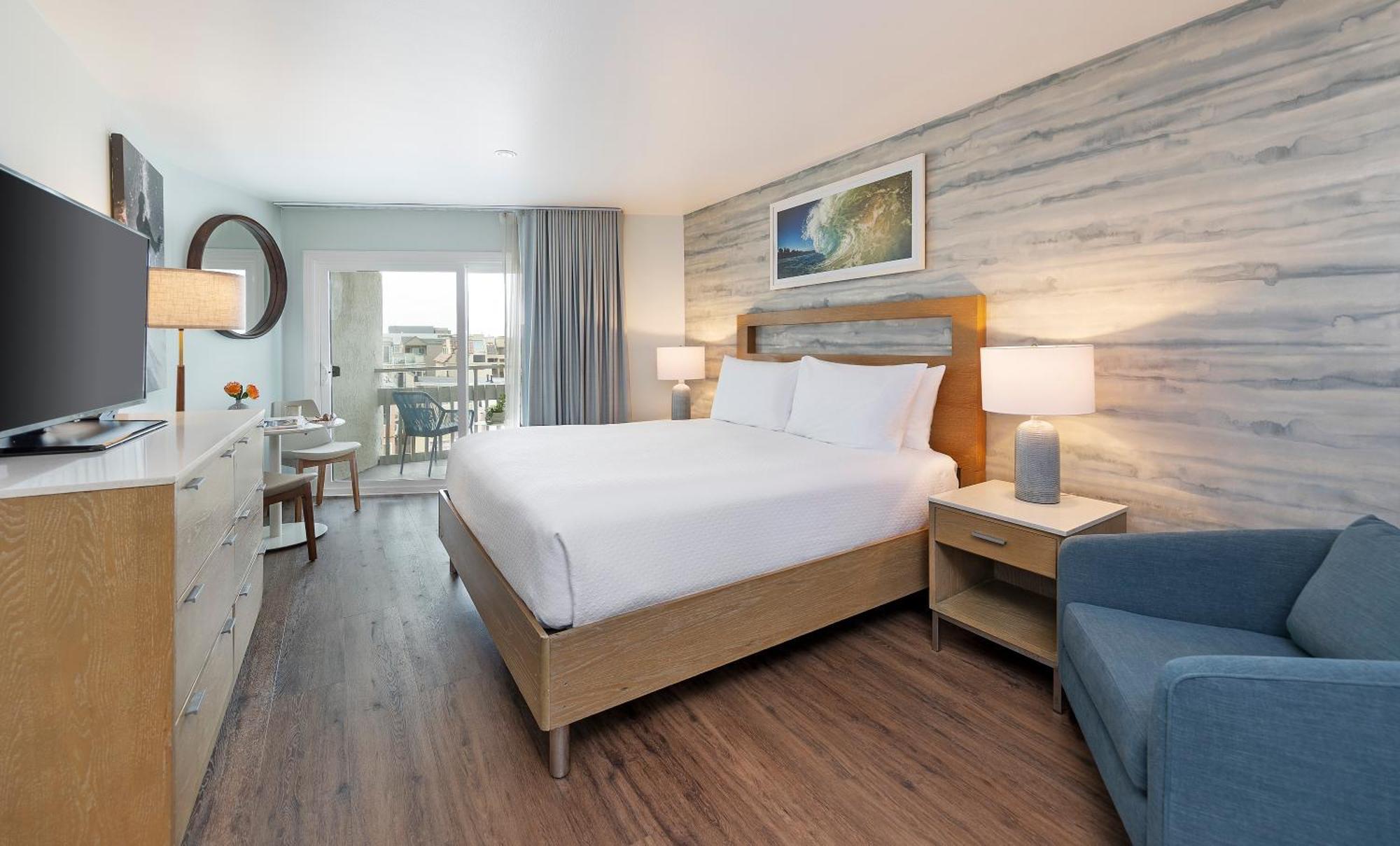 King Room Partial Ocean View