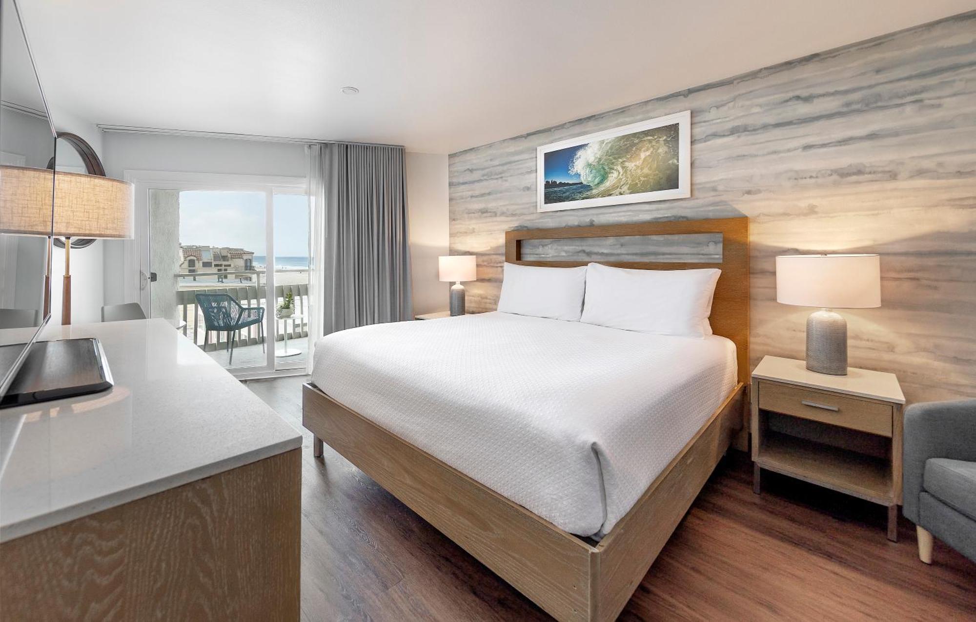 King Room Partial Ocean View