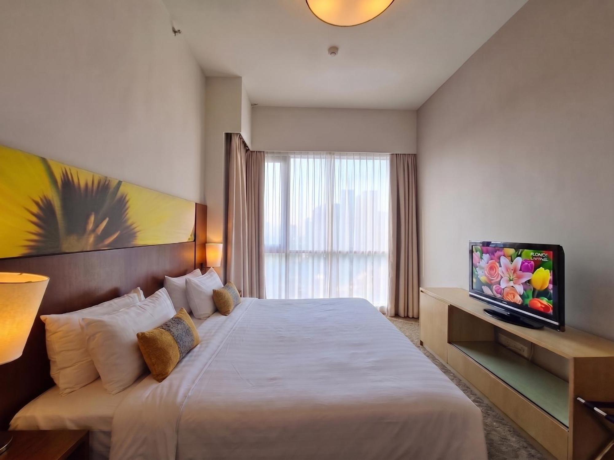 One-Bedroom Executive