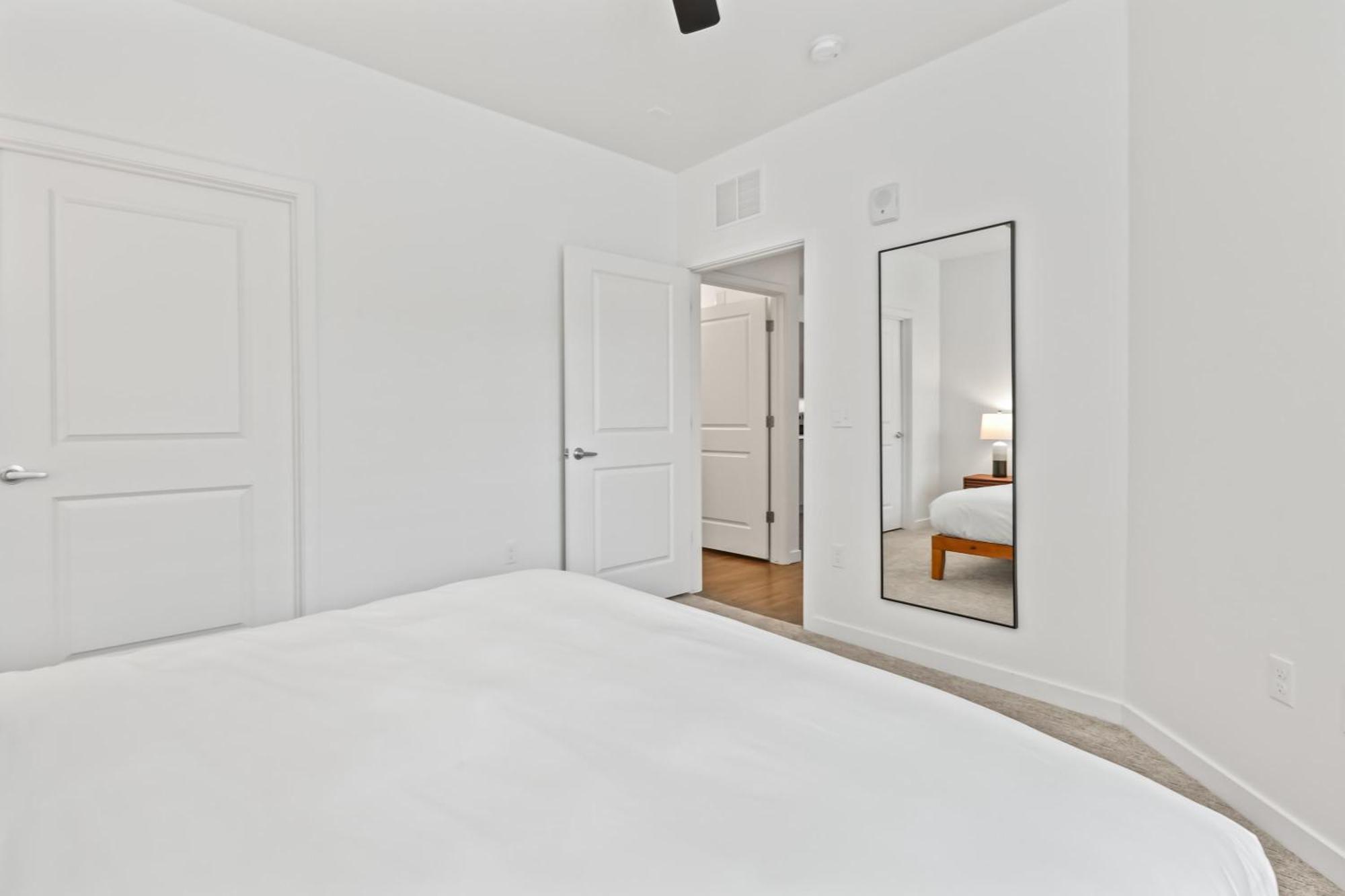 One-Bedroom Apartment Self Check Virtual Front Desk