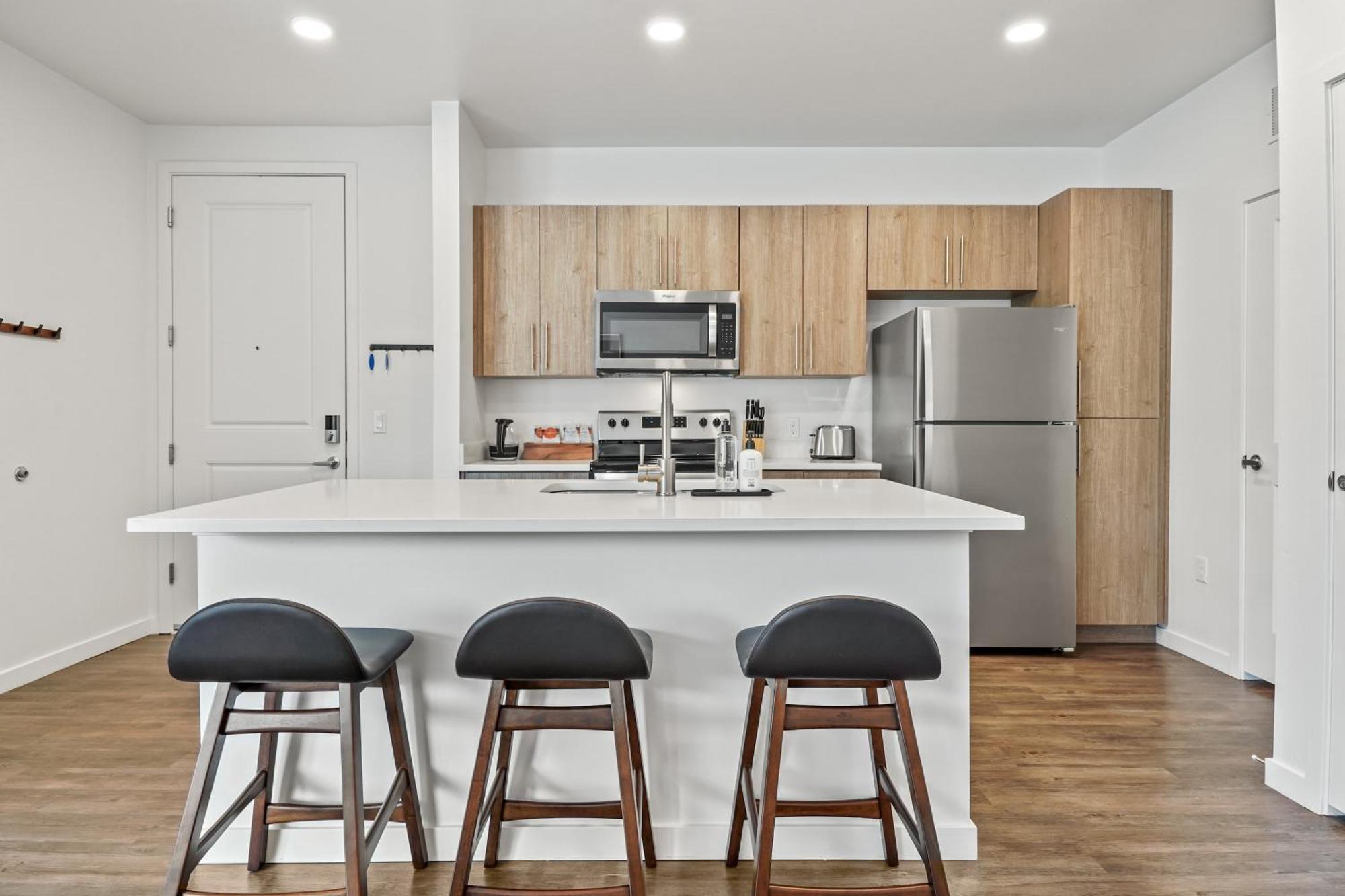 One-Bedroom Apartment Self Check Virtual Front Desk