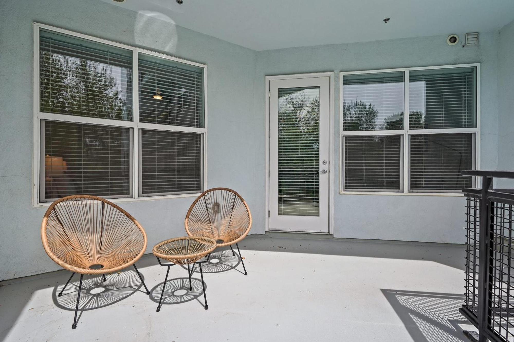 One-Bedroom Apartment Self Check Virtual Front Desk