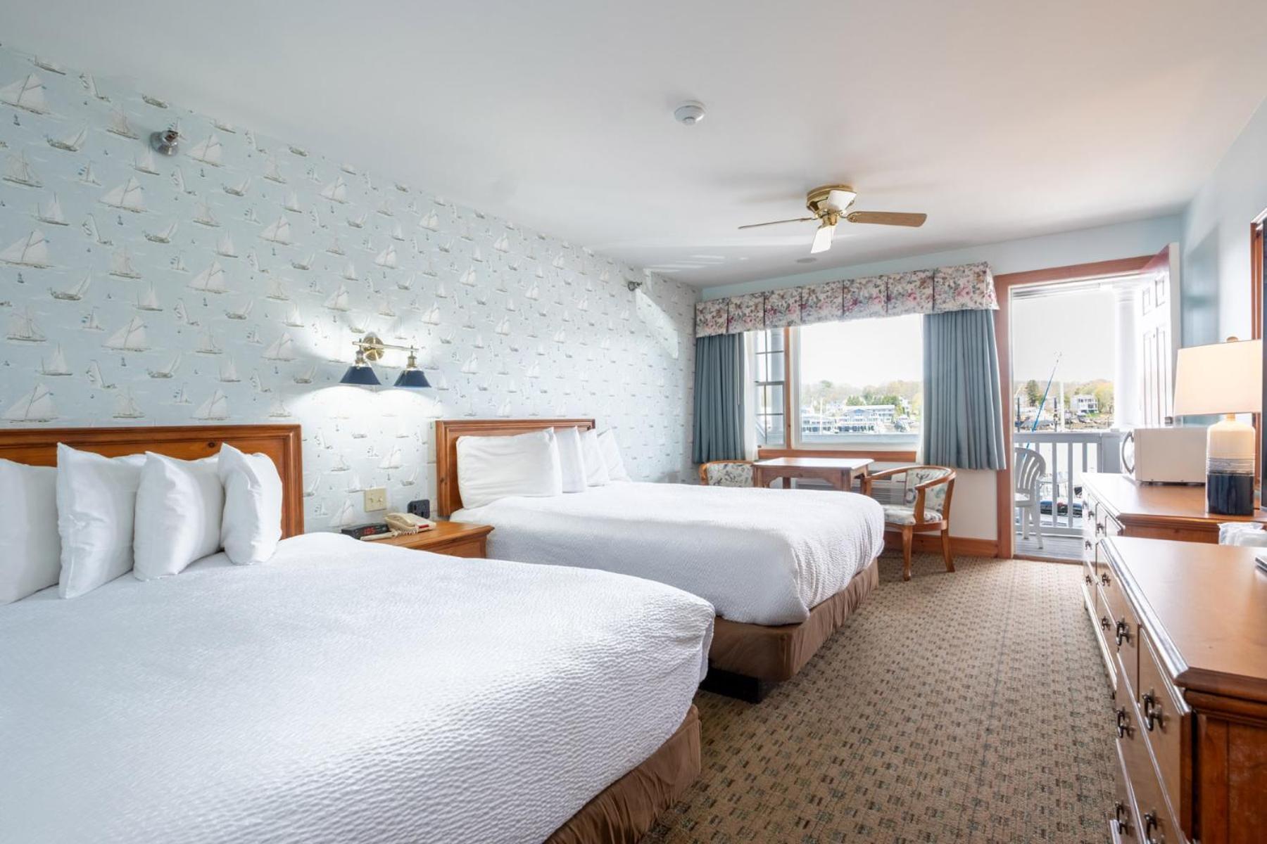 Two Queens Main Inn 2nd Floor