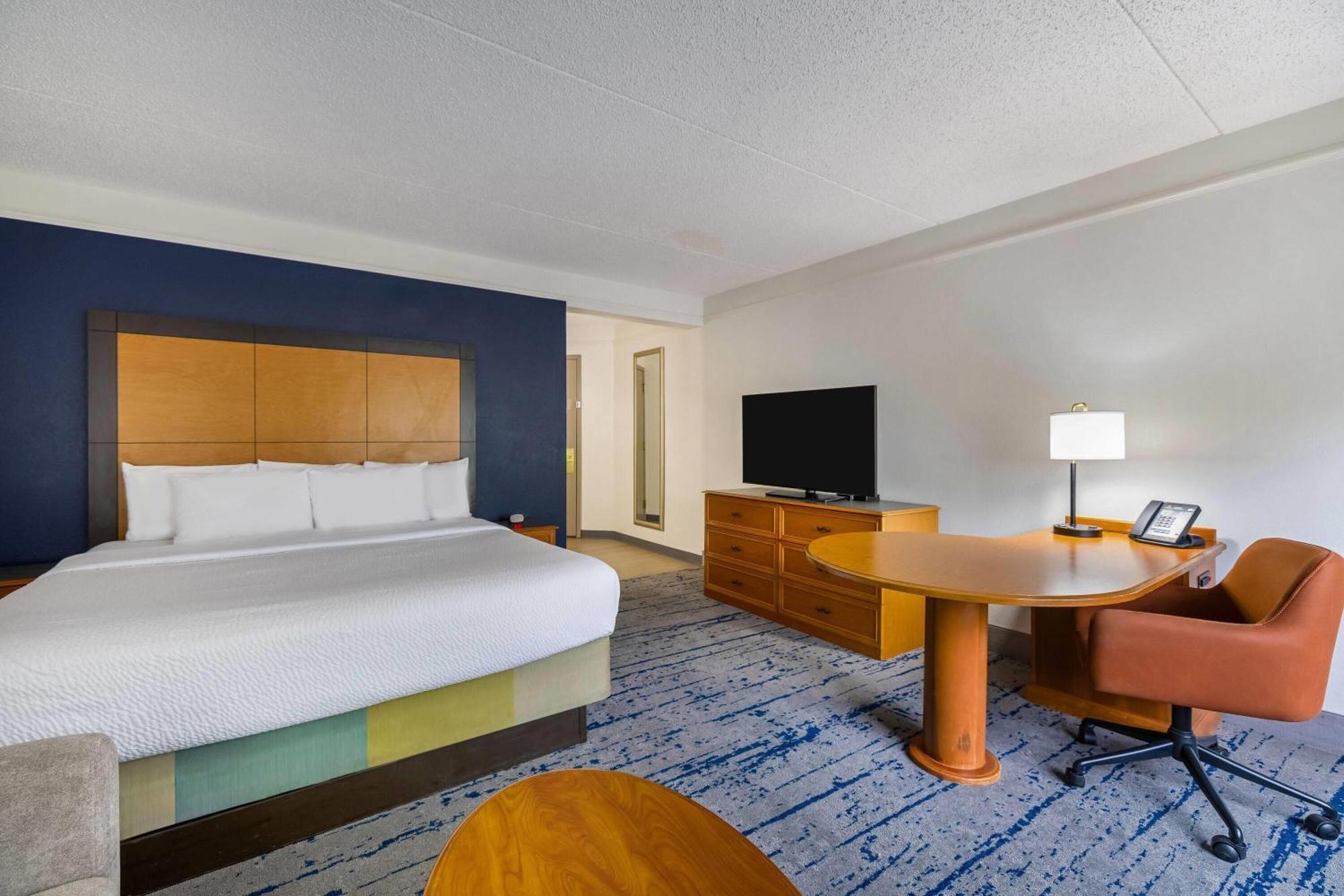 Executive King Room Non-Smoking