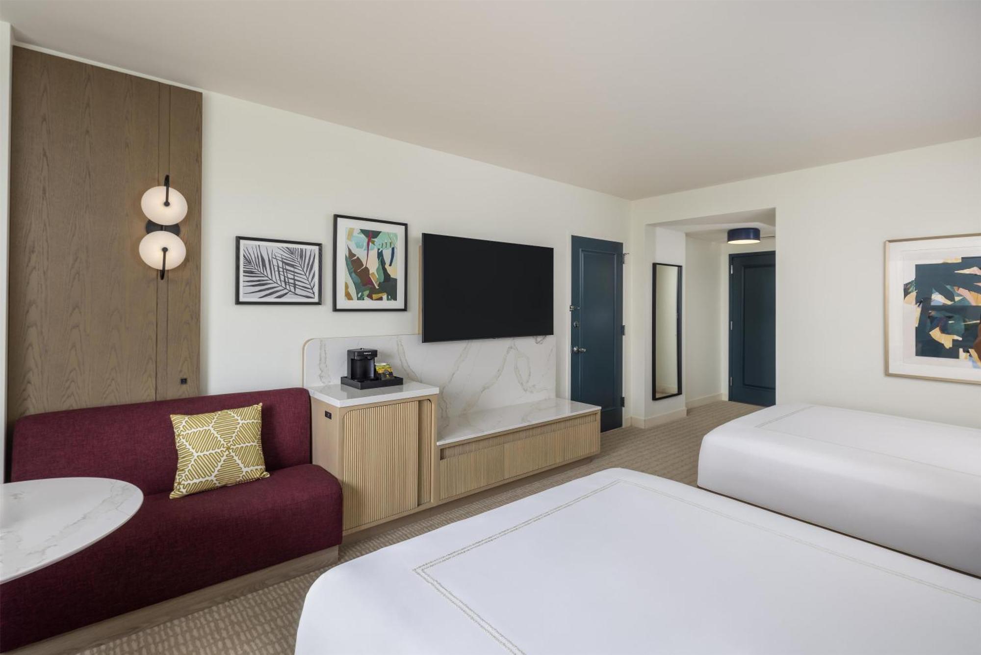 Queen Room Two Queen Beds Allergy Friendly