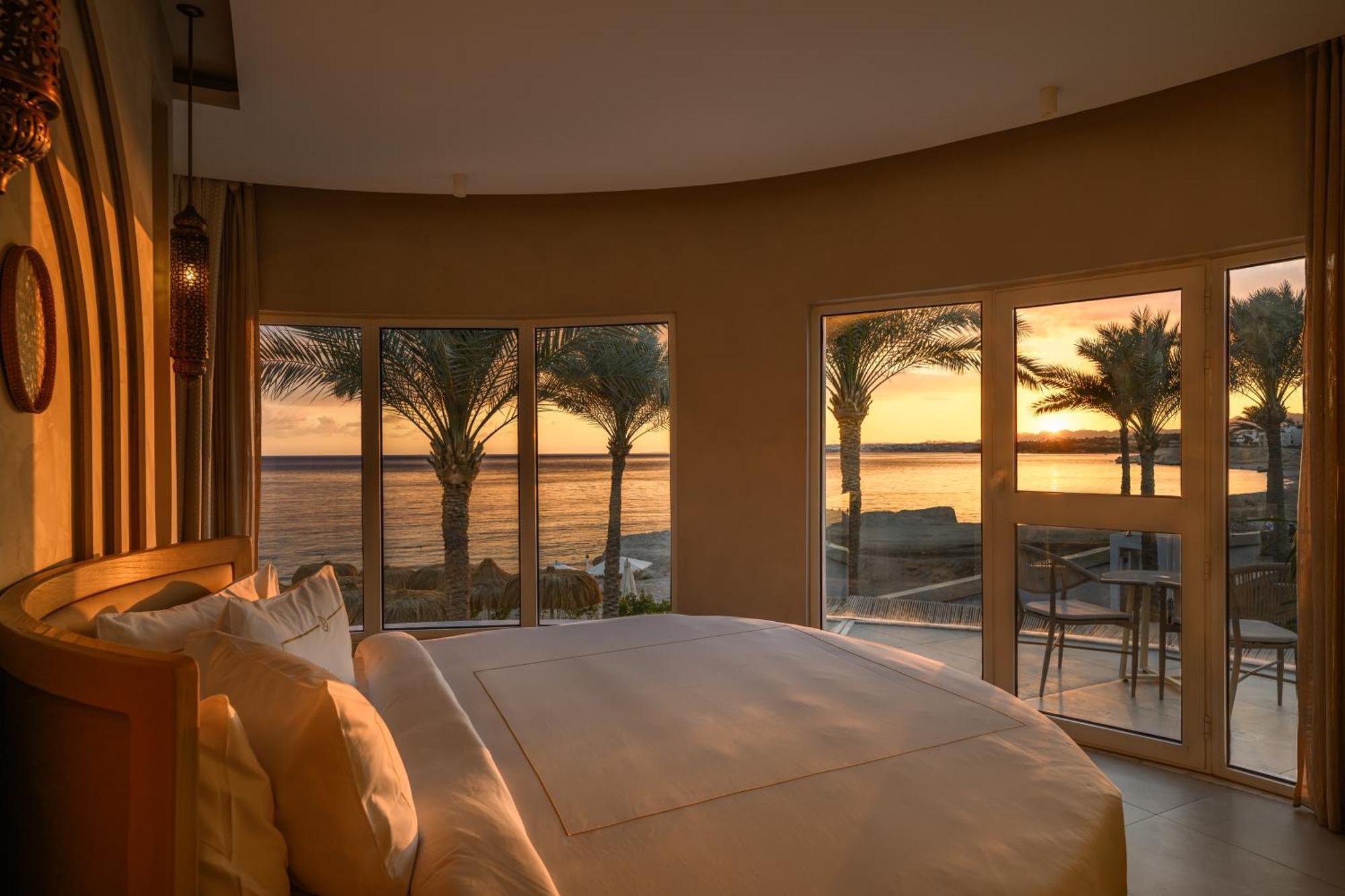 Panorama Jacuzzi Suite - Posh Club