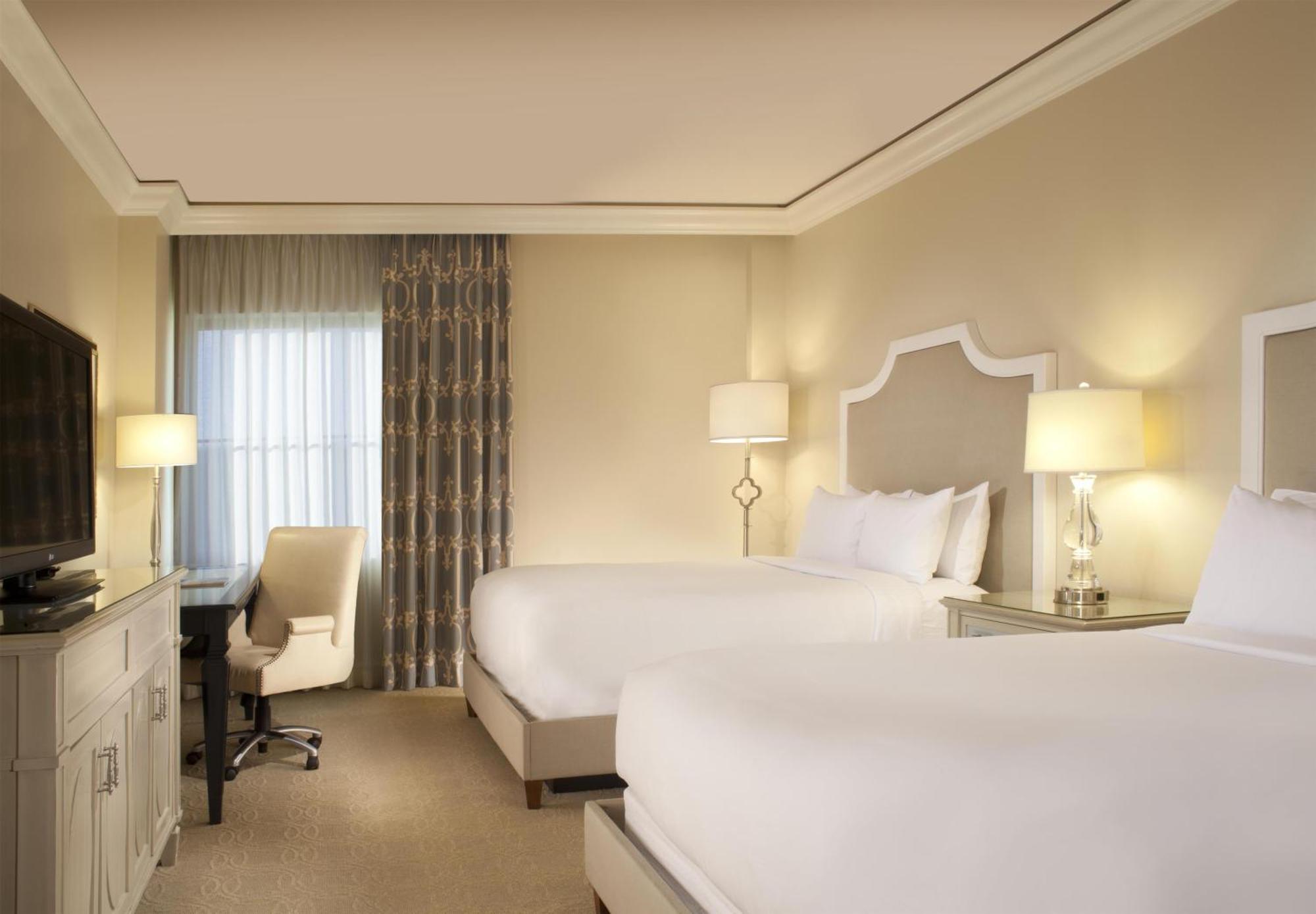 One-Bedroom Standard Room Two Queen Beds