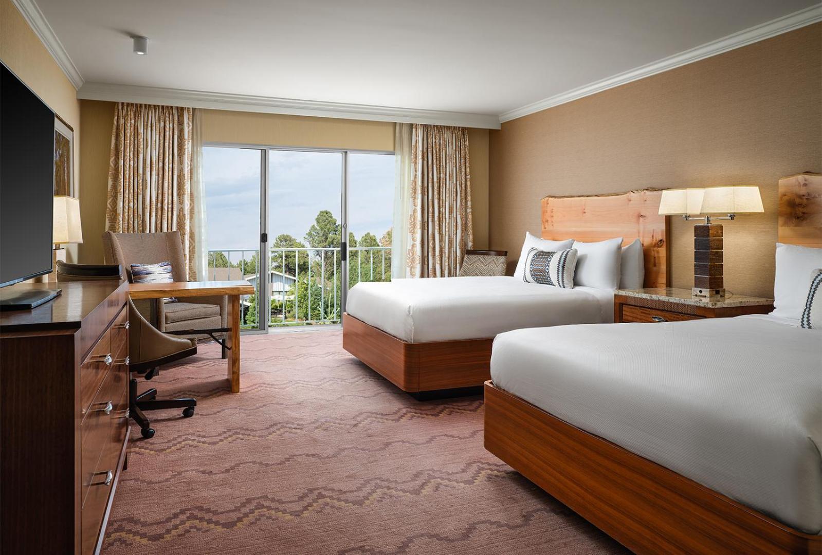 Grand View Two Queen Beds