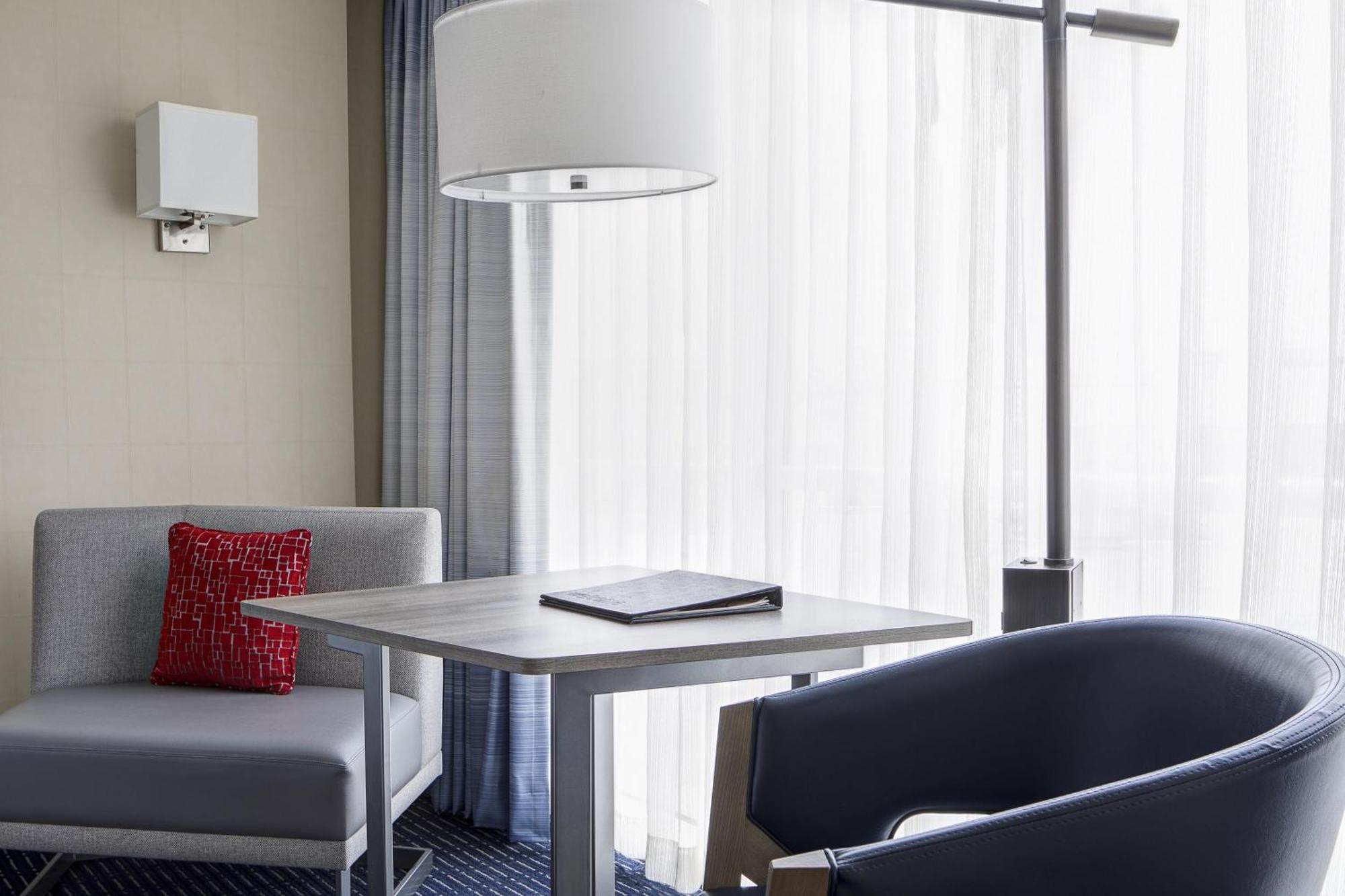 Premier Suite City View