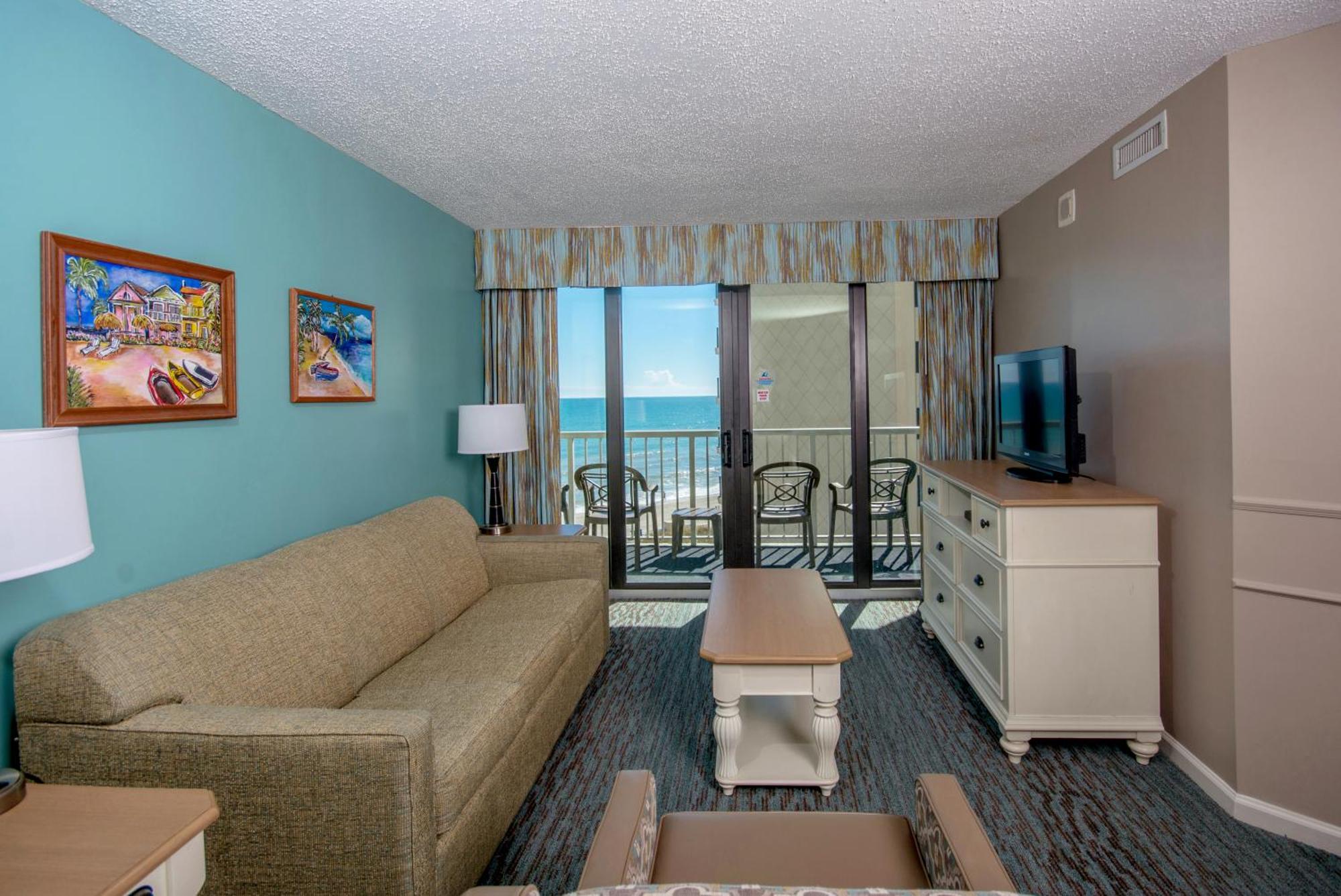 Oceanfront Deluxe One Bedroom Queen Condo