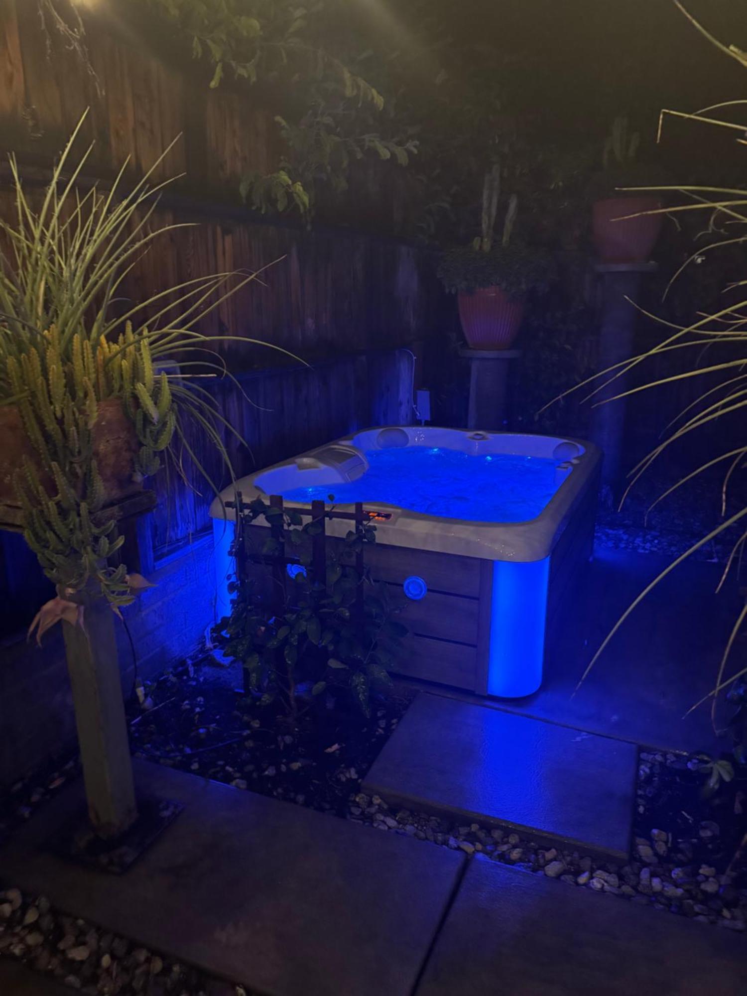Apartment Pool View