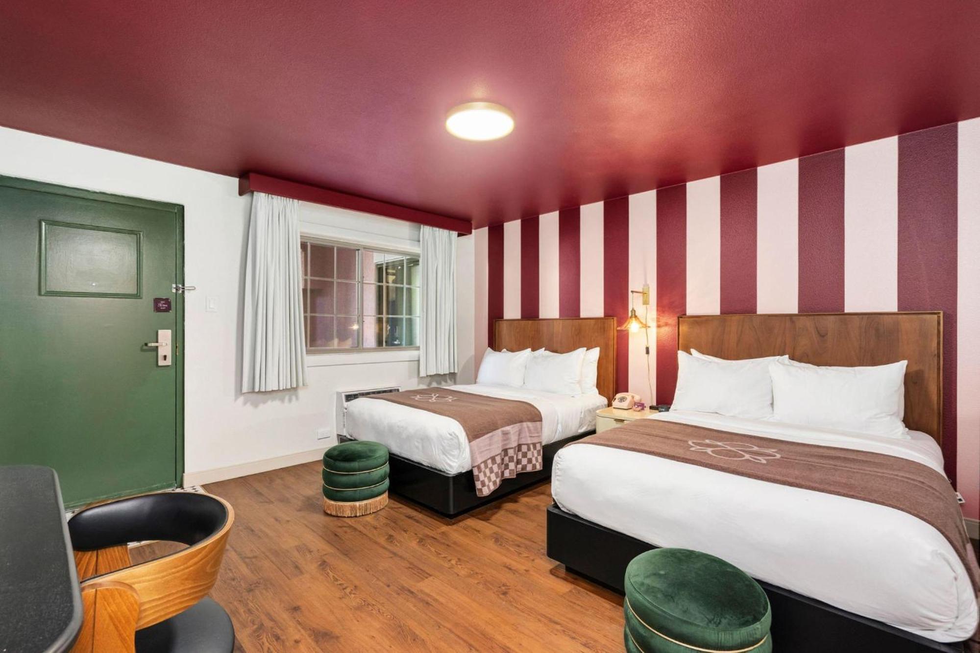 Double Room Two Double Beds Exterior Access or Non-Smoking