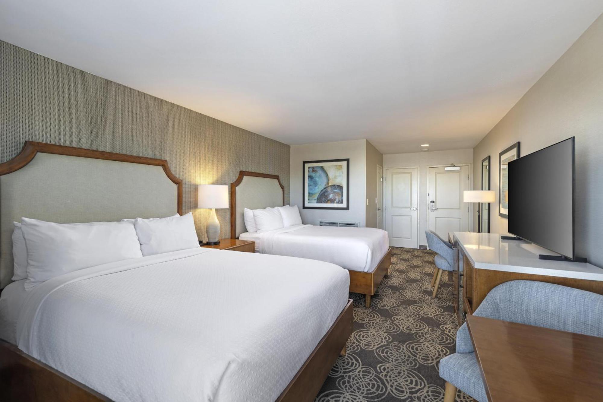Queen Room Two Queen Beds