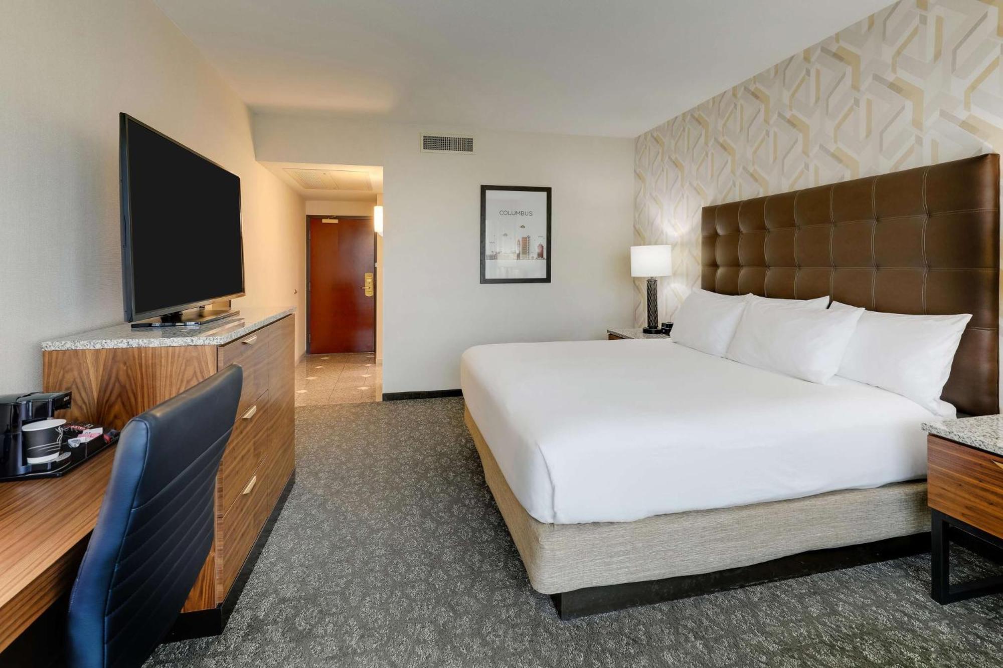 Deluxe King Room High Floor