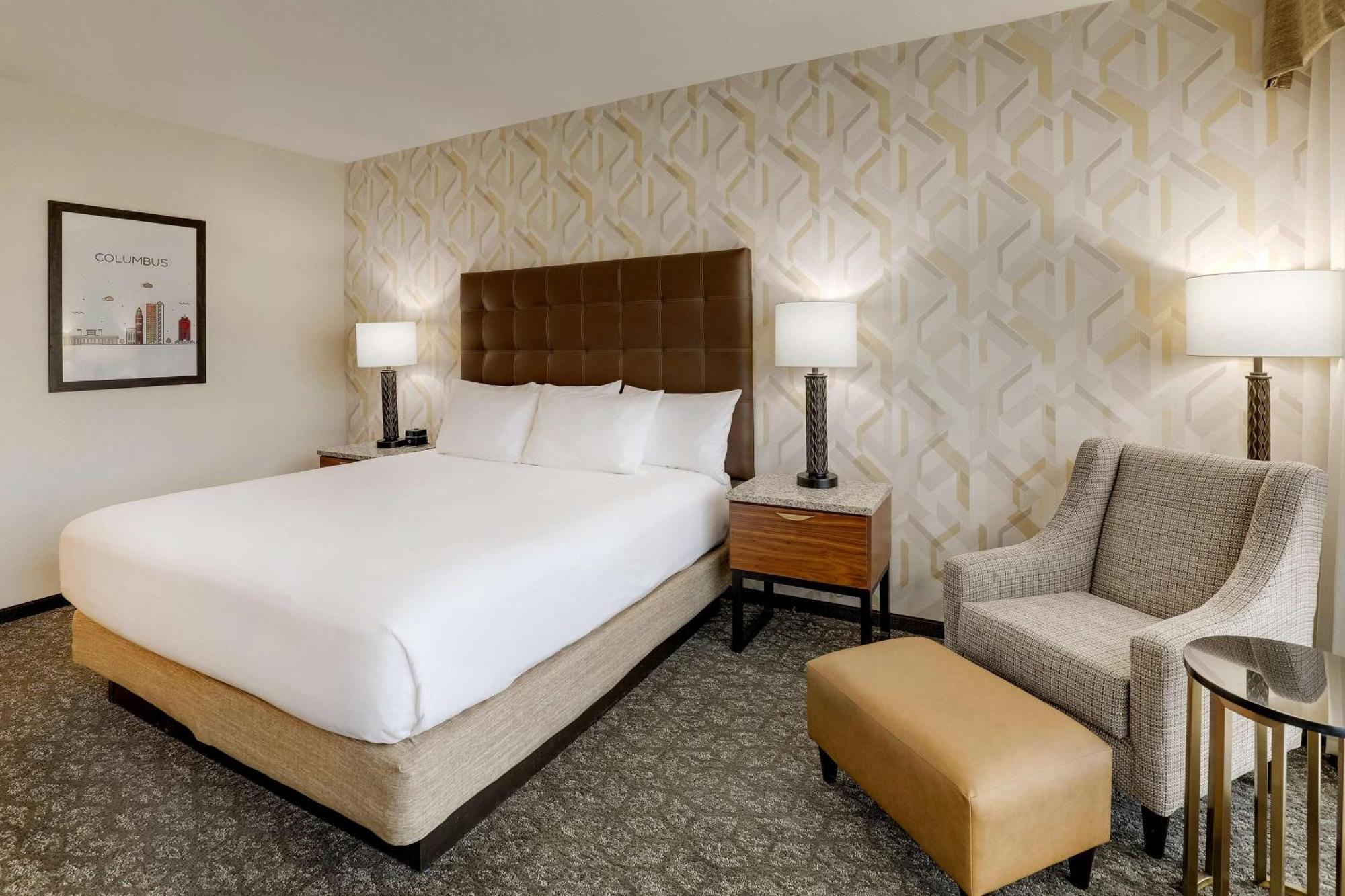Deluxe King Room High Floor