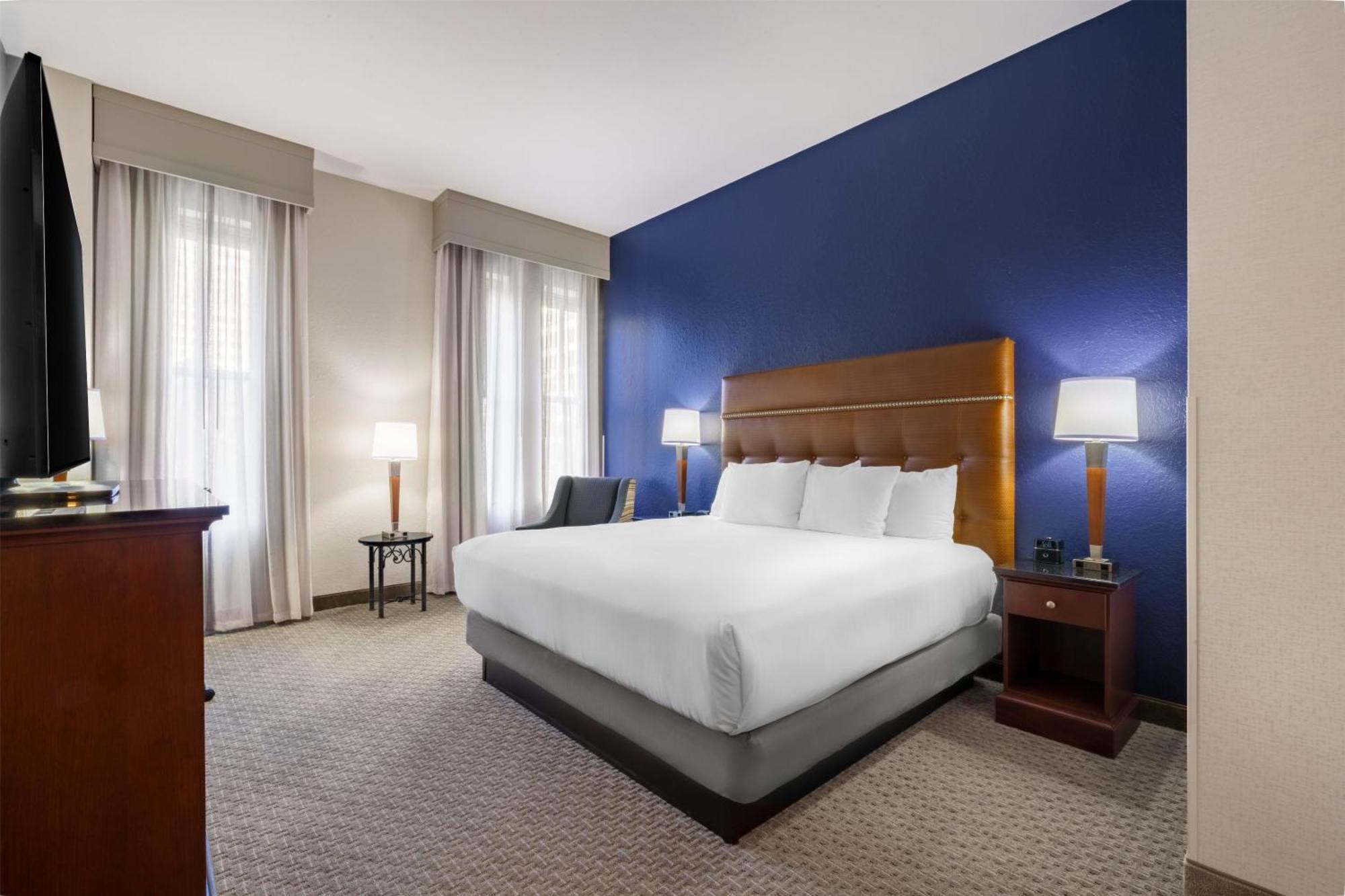 Deluxe King Room Disability Access