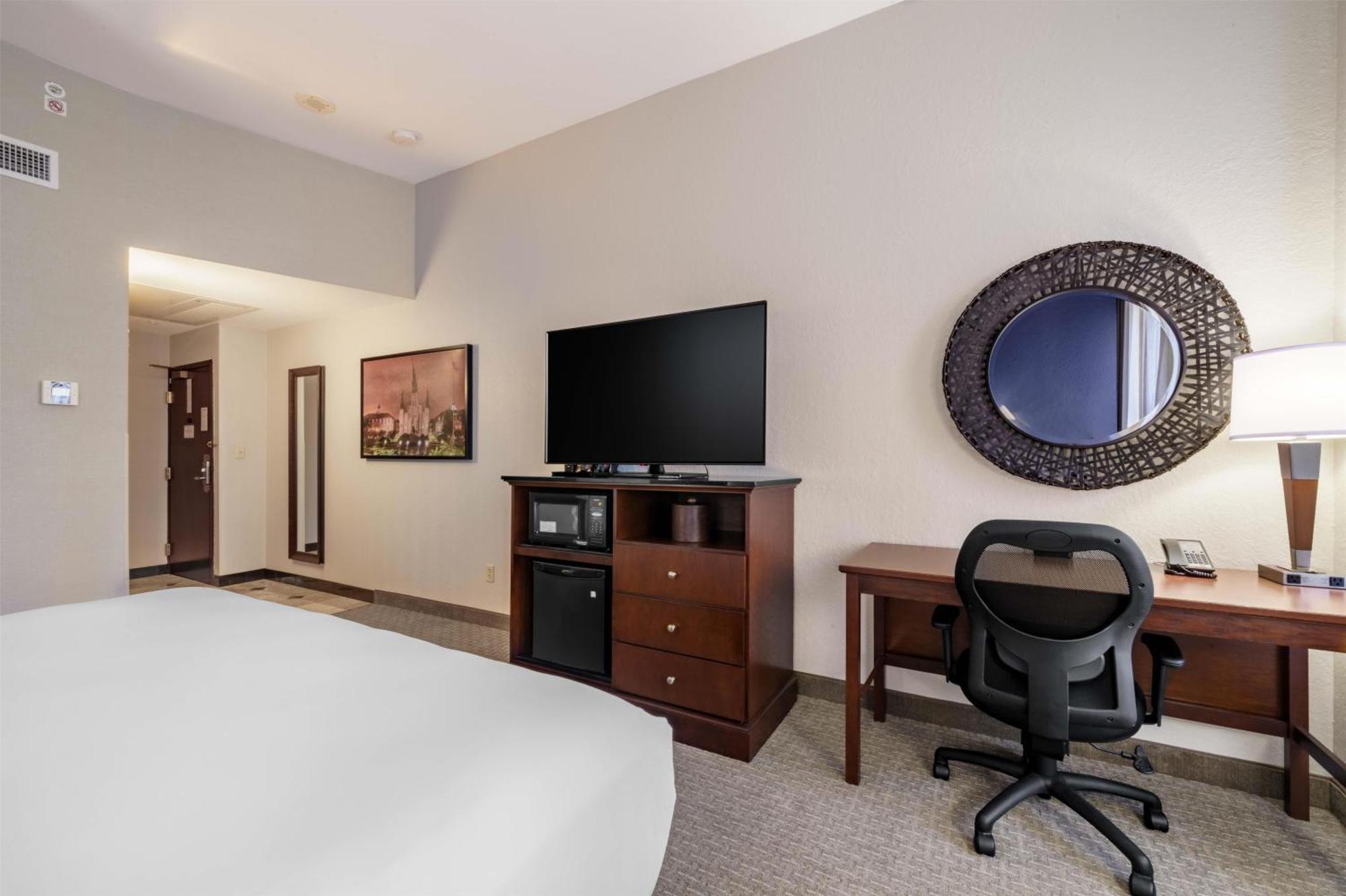 Deluxe King Room Disability Access