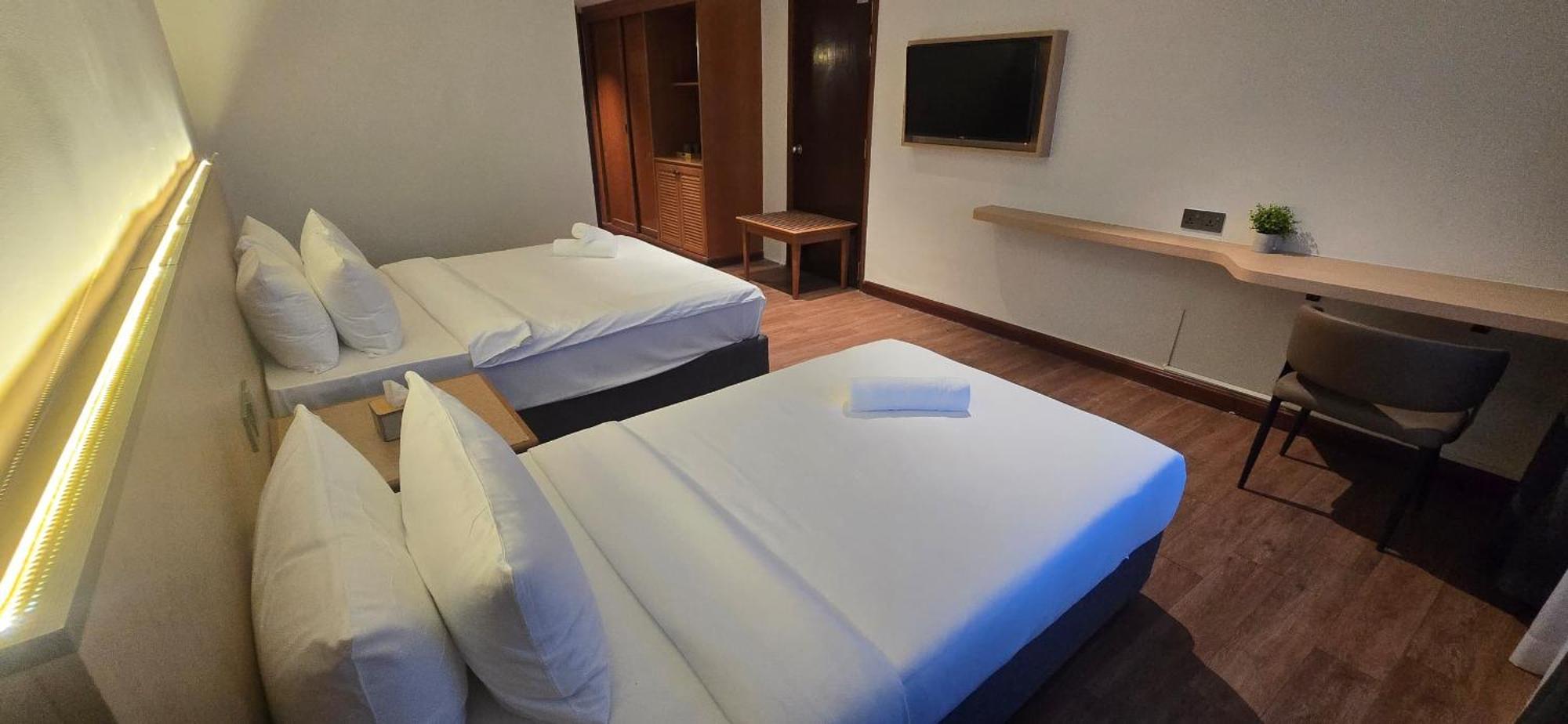 Deluxe Triple Room