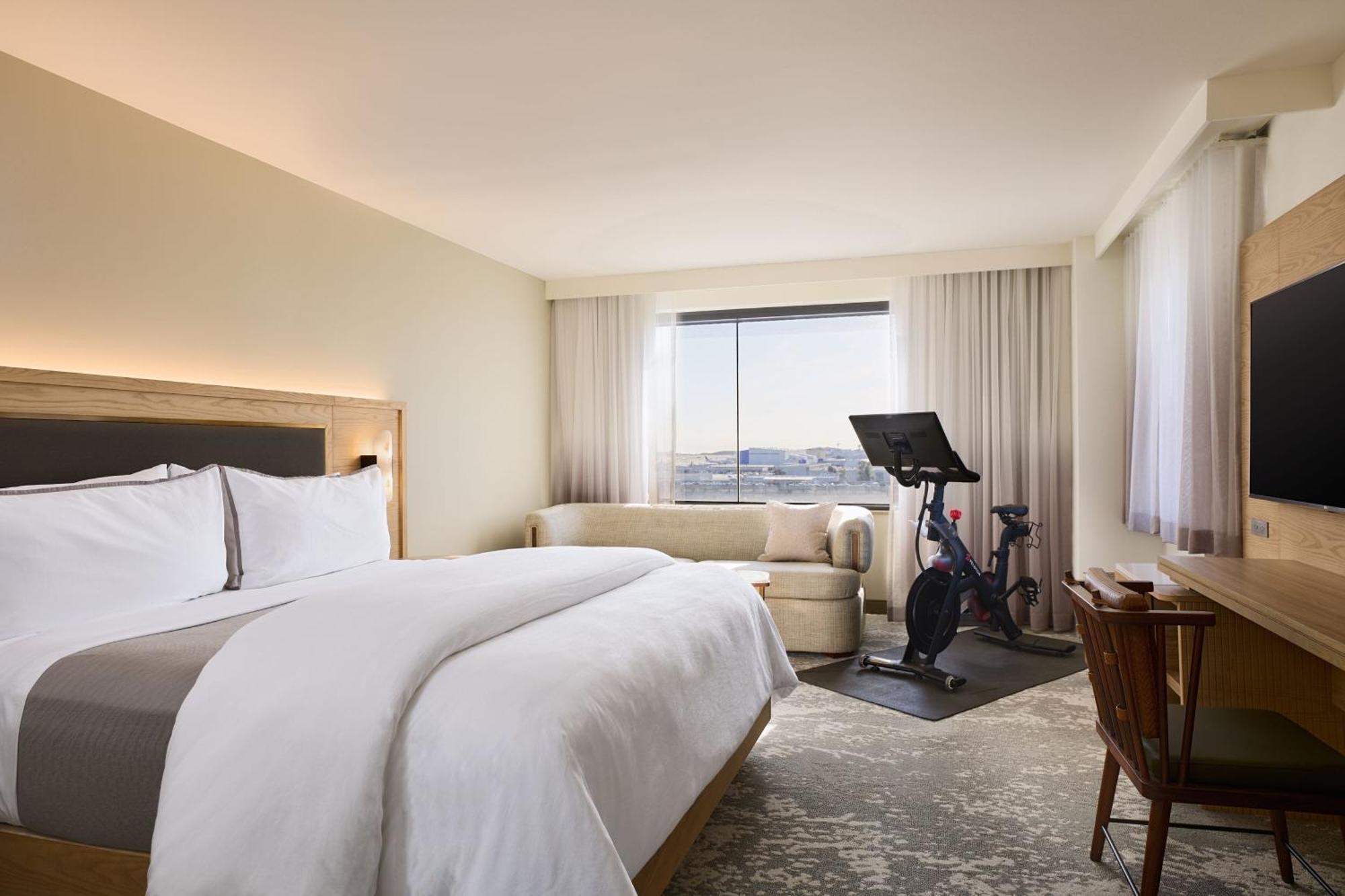 WestinWORKOUT Peloton Executive lounge access Guest room