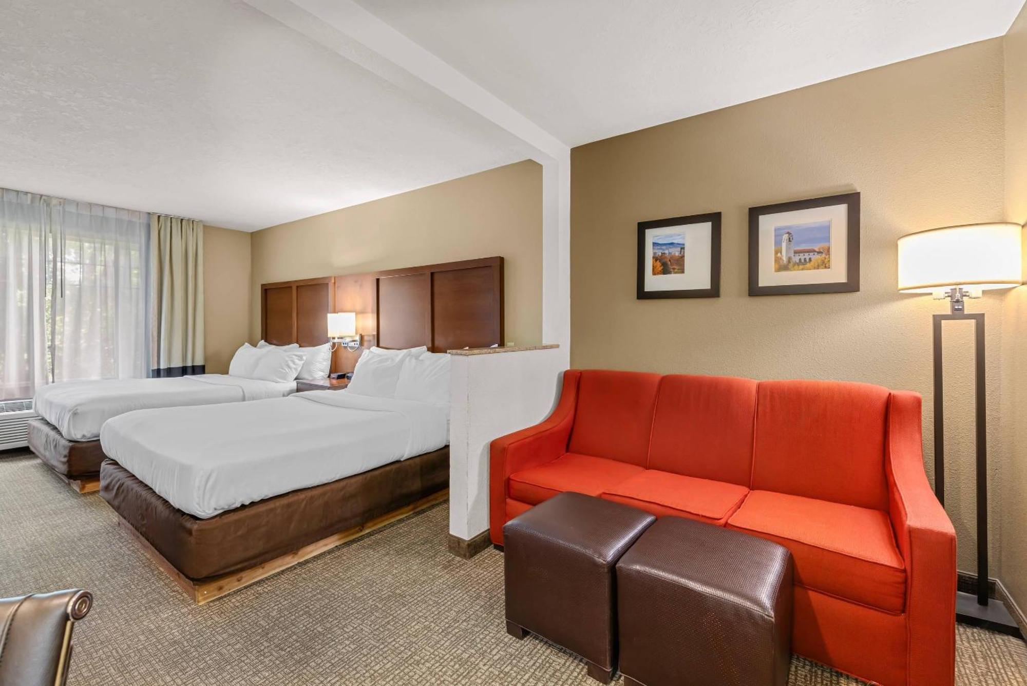 Queen Suite