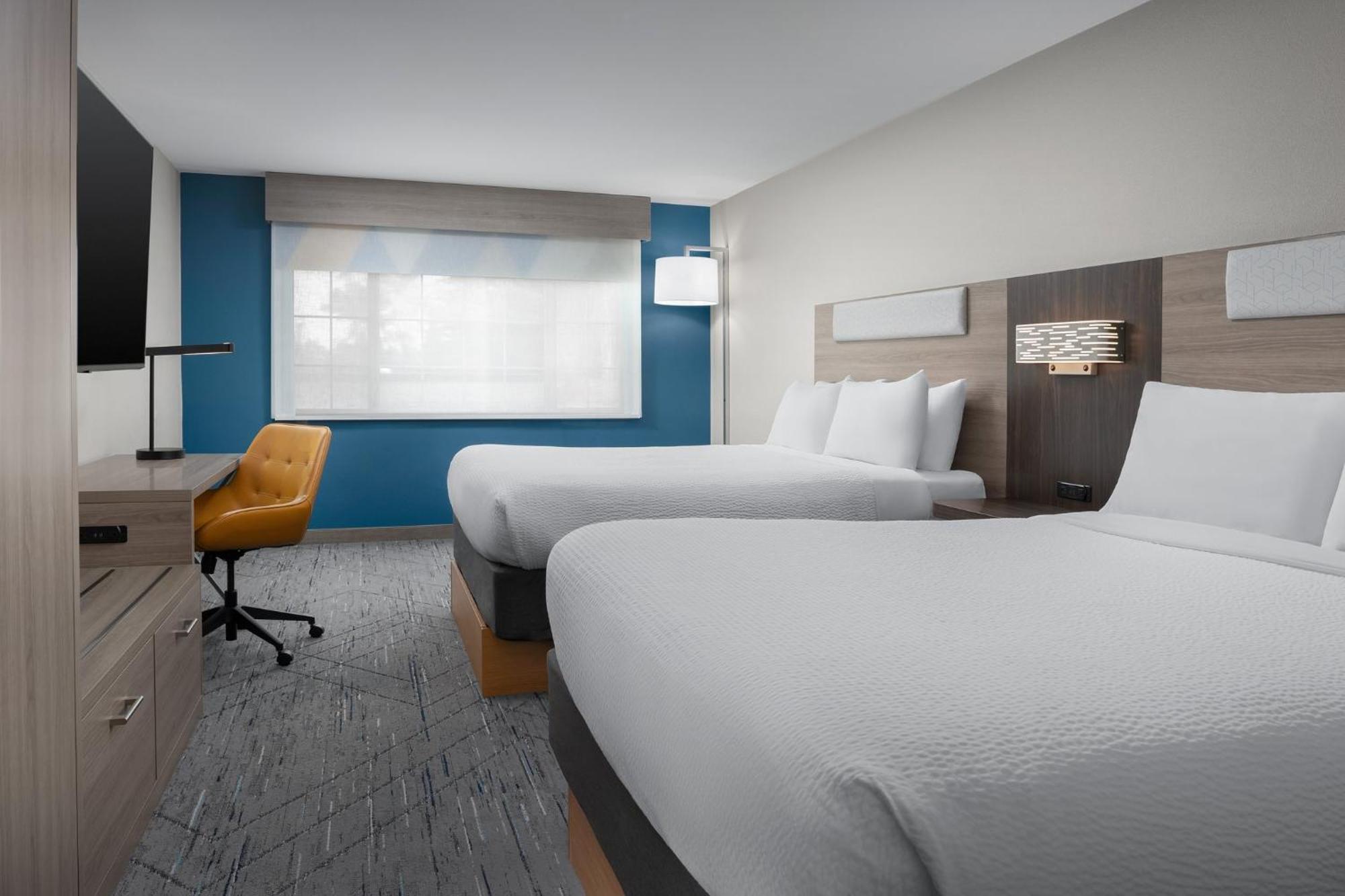 Twin Room Mobility Access or Hearing Accessible