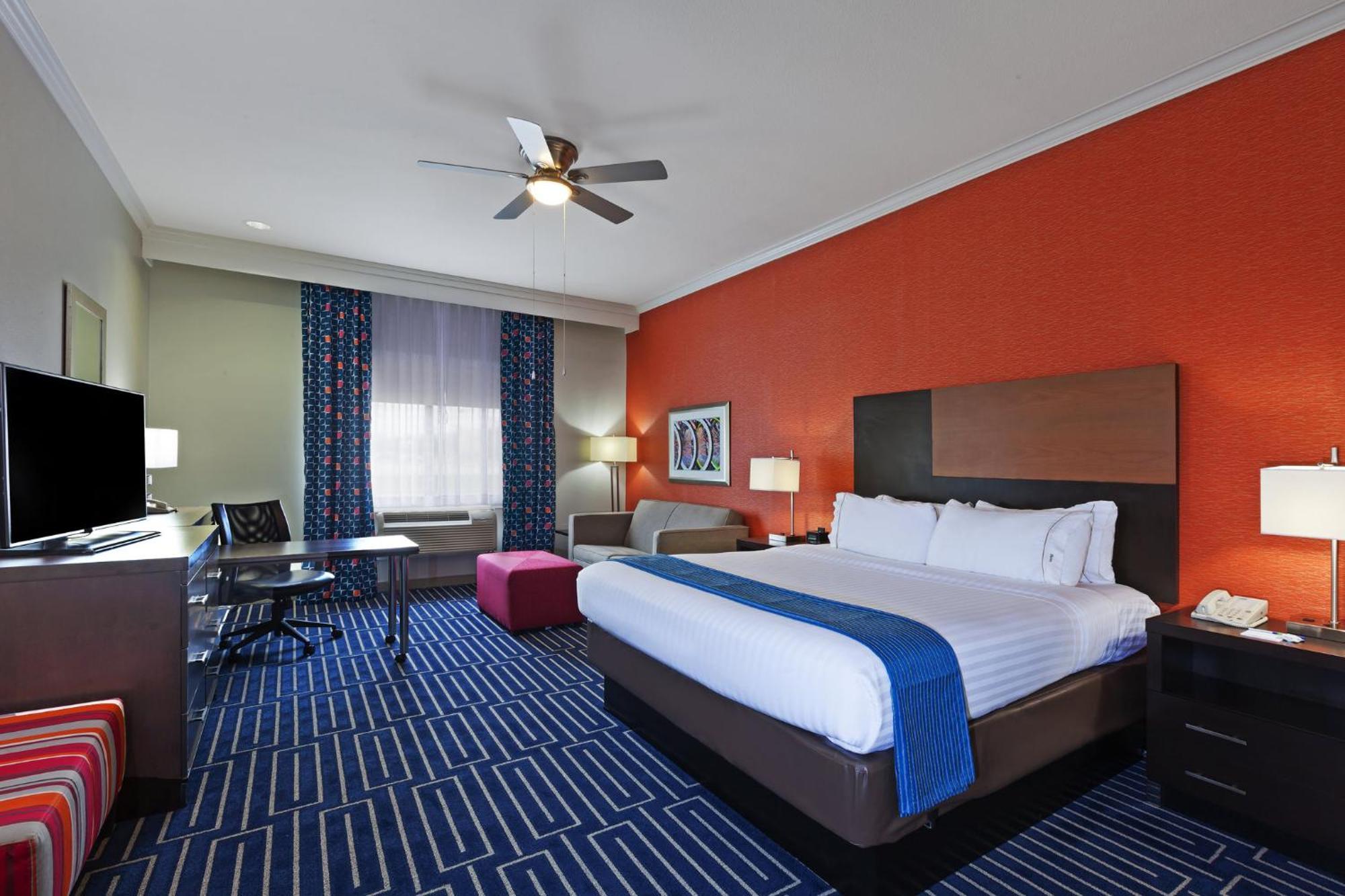 Standard King Room