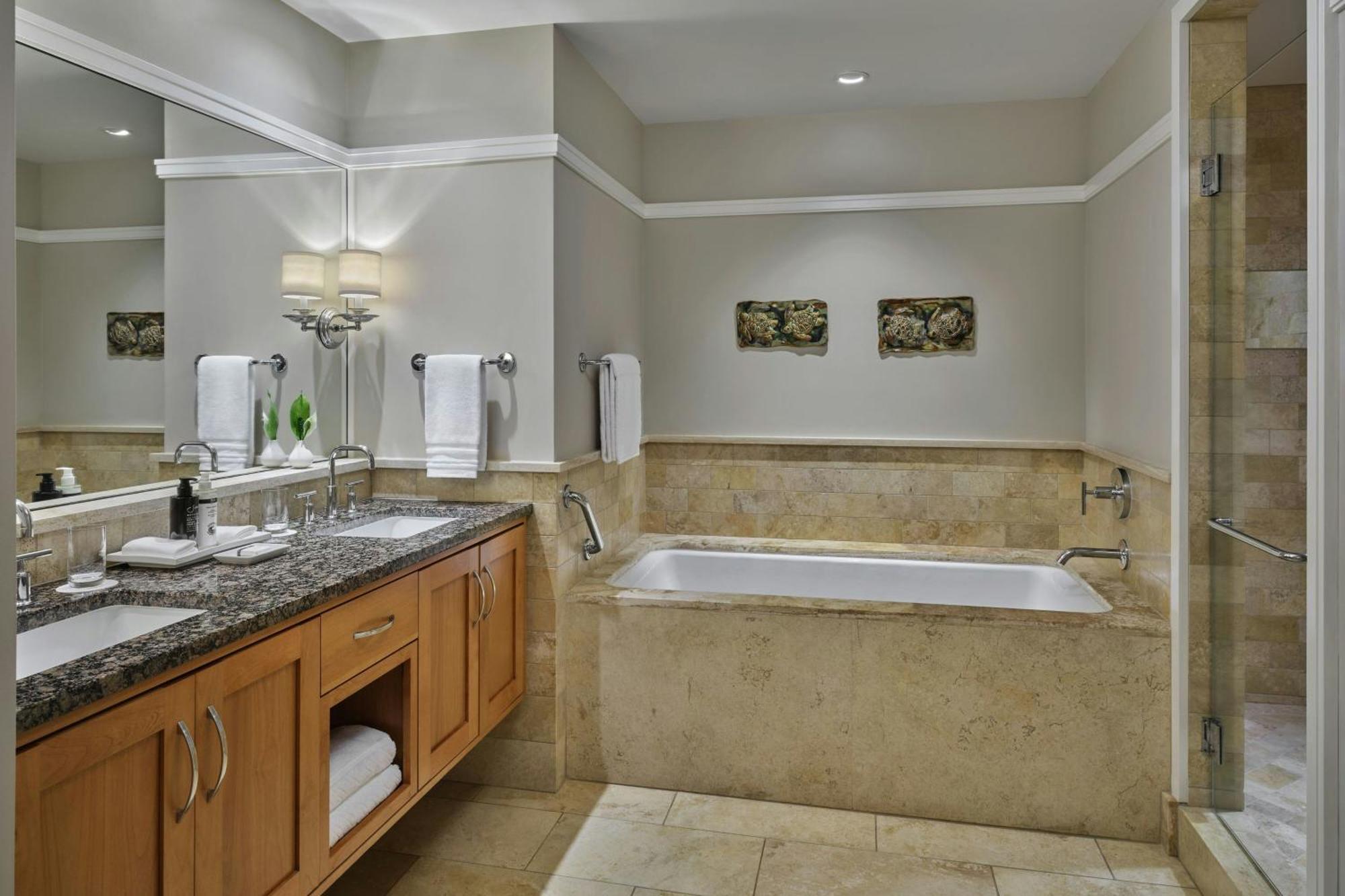 Two-Bedroom Club Premier Suite Ocean View