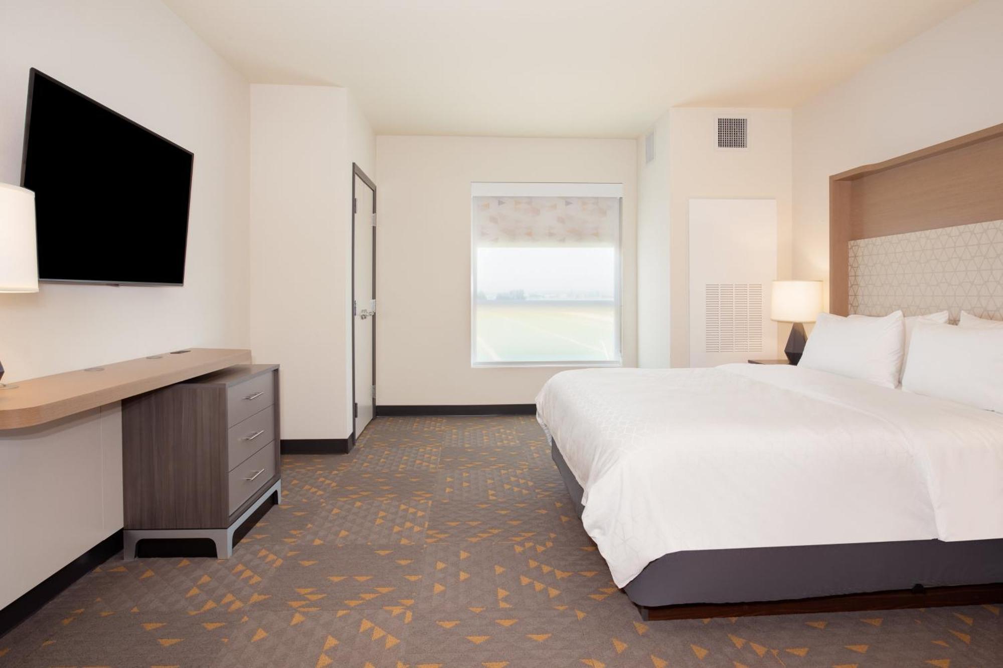 One-Bedroom Suite