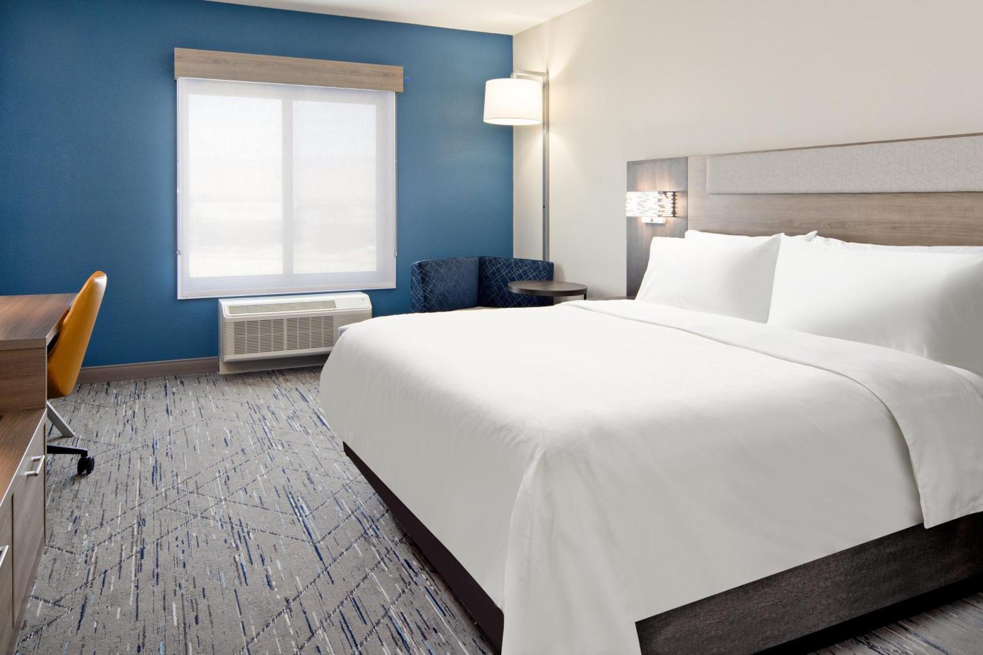 Standard King Room