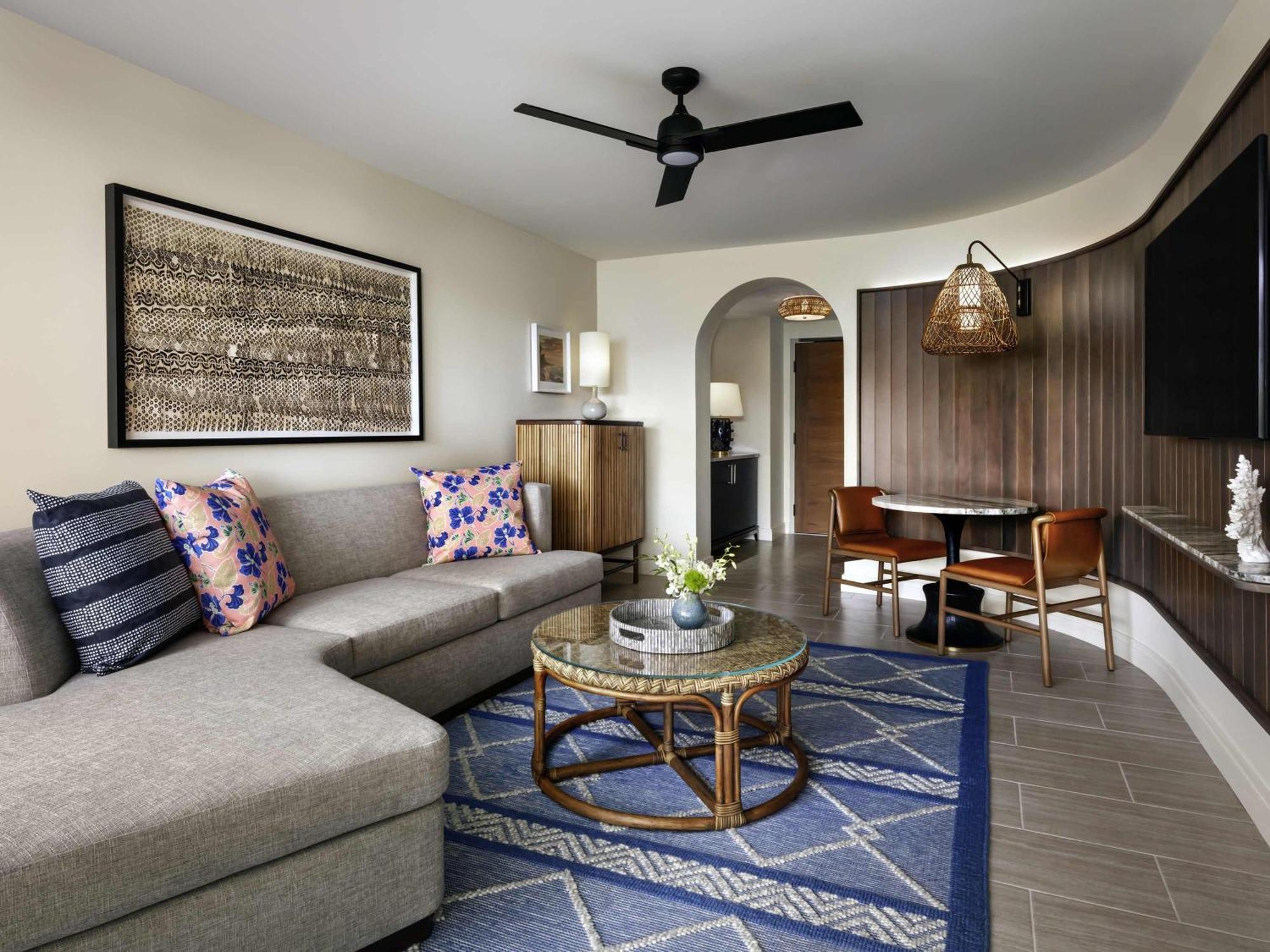 Family King Suite Sofa Bed Ground Floor or Poolside