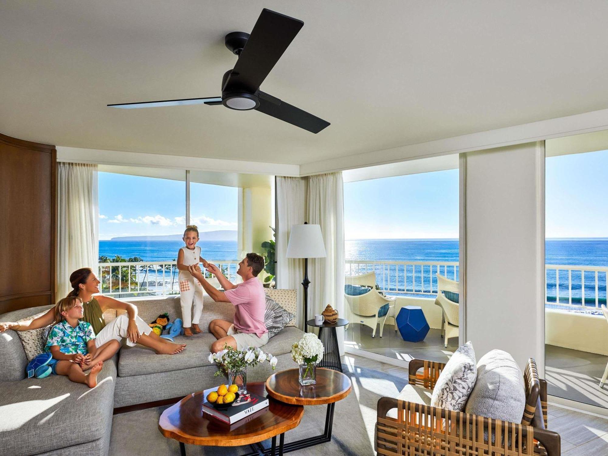 Kilohana Corner King Suite Sofa Bed Ocean View