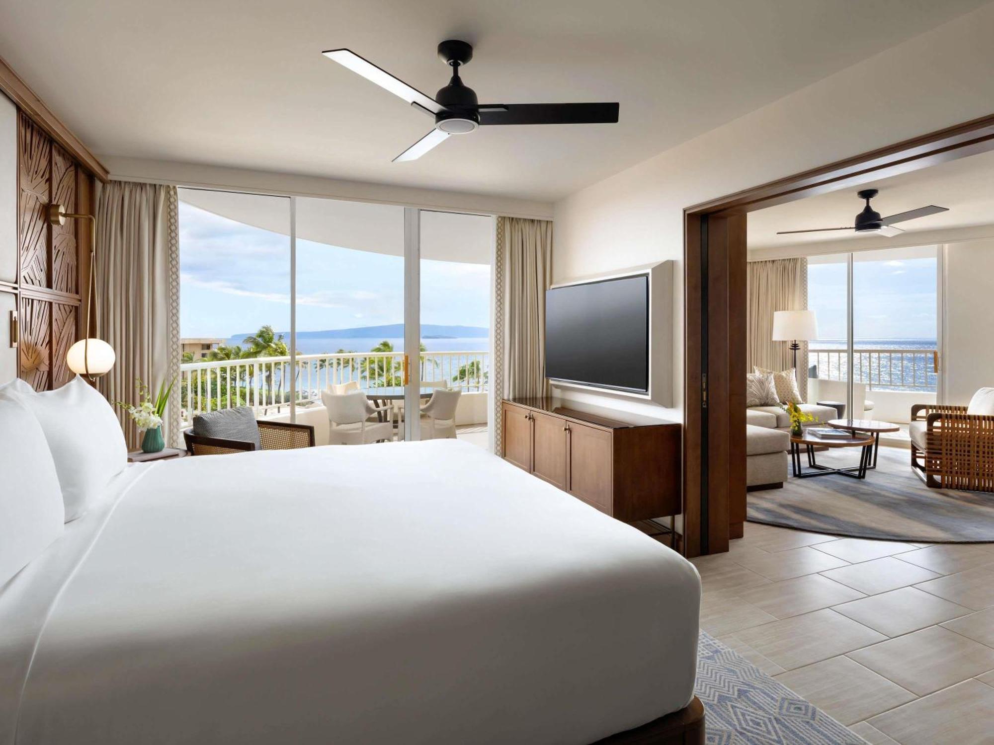 Kilohana Corner King Suite Sofa Bed Ocean View