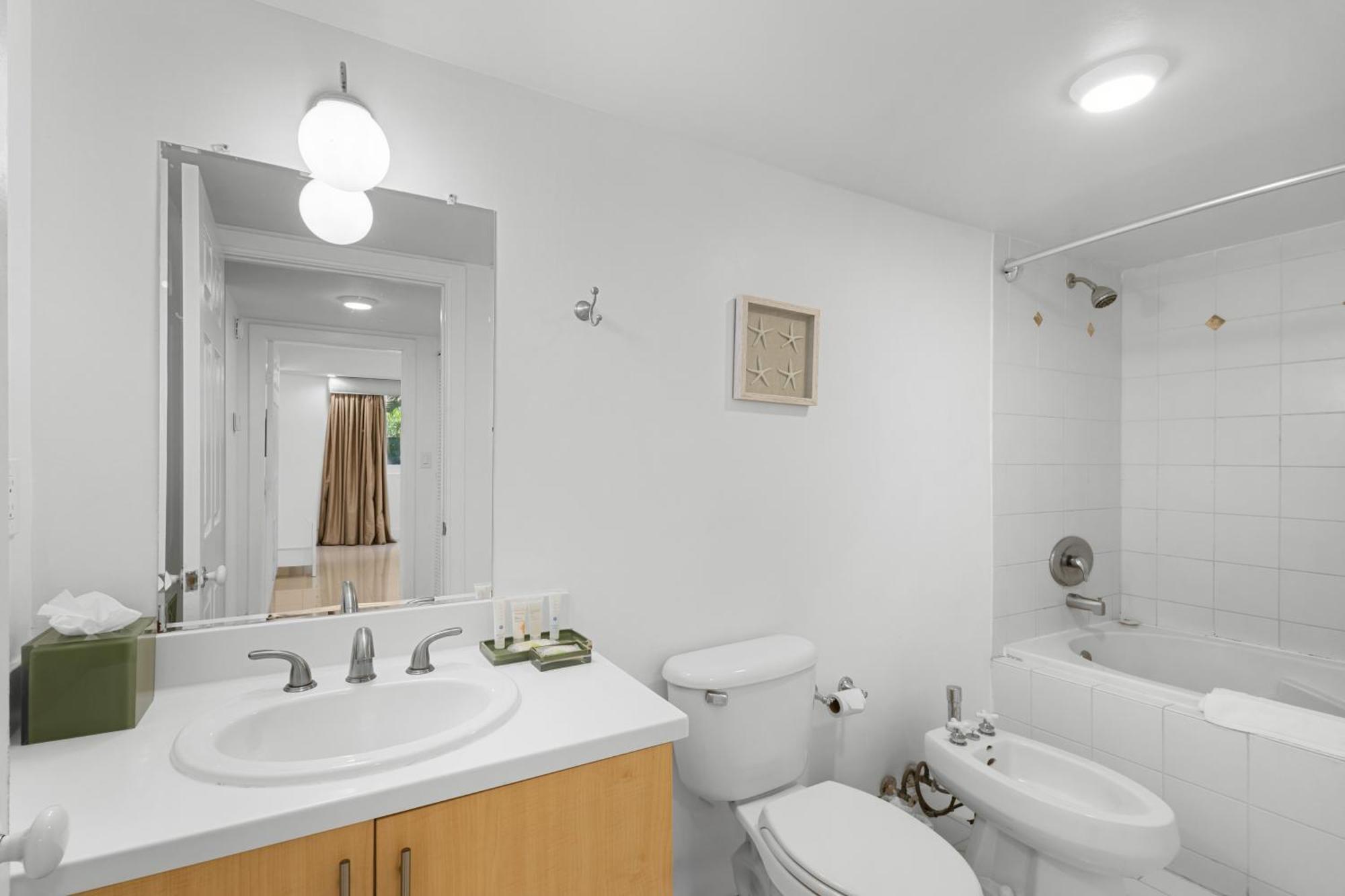 Superior One-Bedroom Apartment