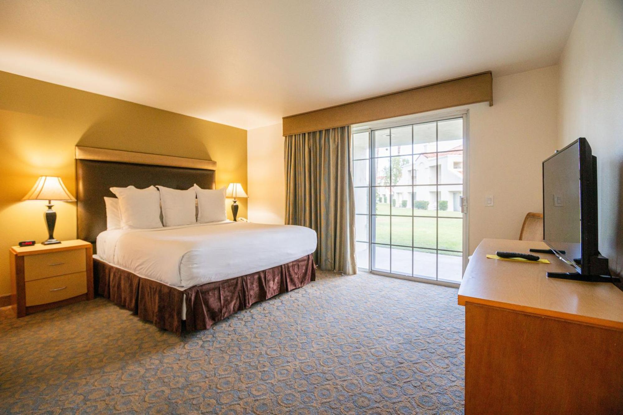 One-Bedroom Suite