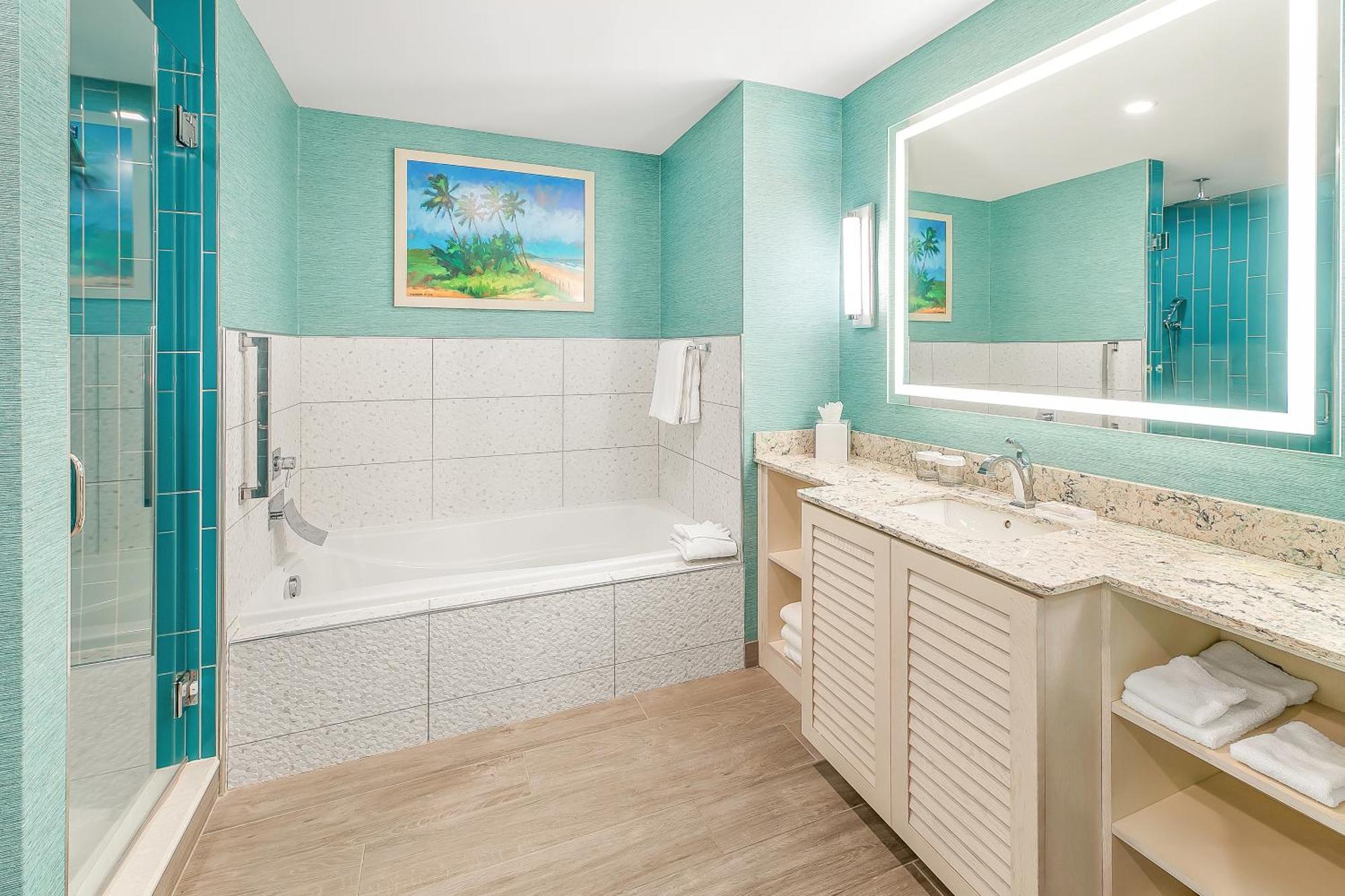 Double Queen Pool Facing Guest Room