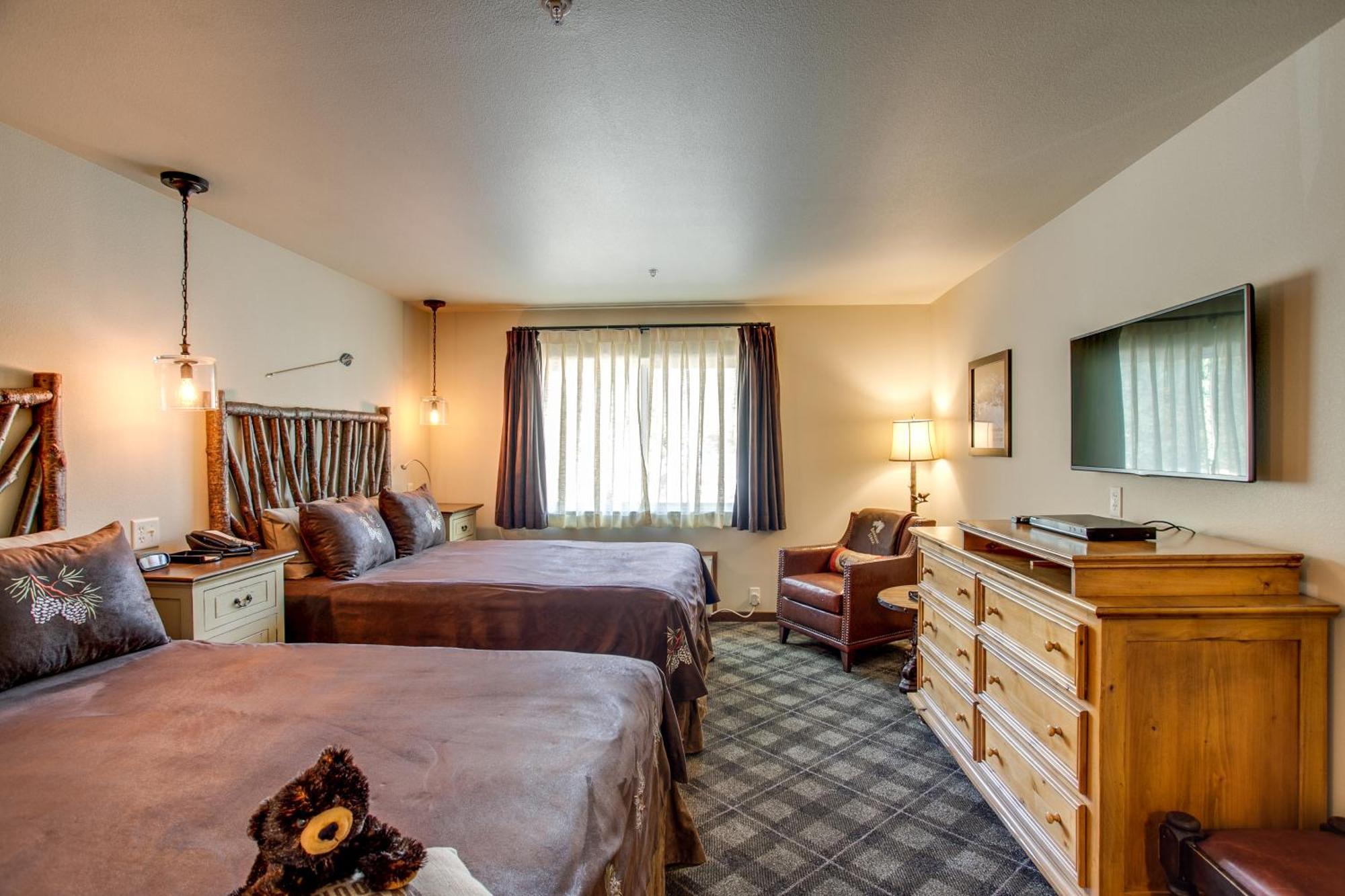 Deluxe Double Room Mountain View