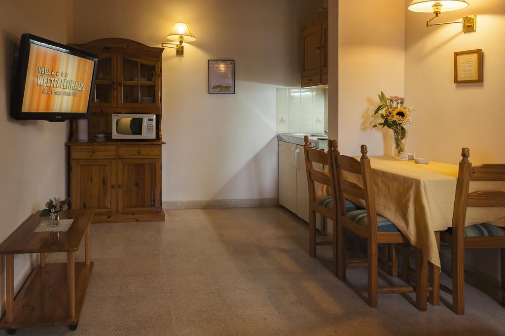 Deluxe Apartment