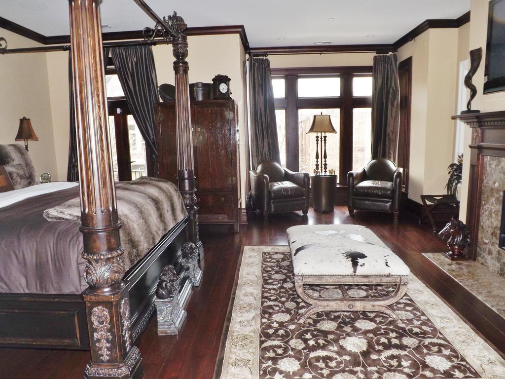 Two-Bedroom Suite