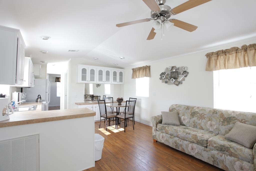 One-Bedroom Cottage