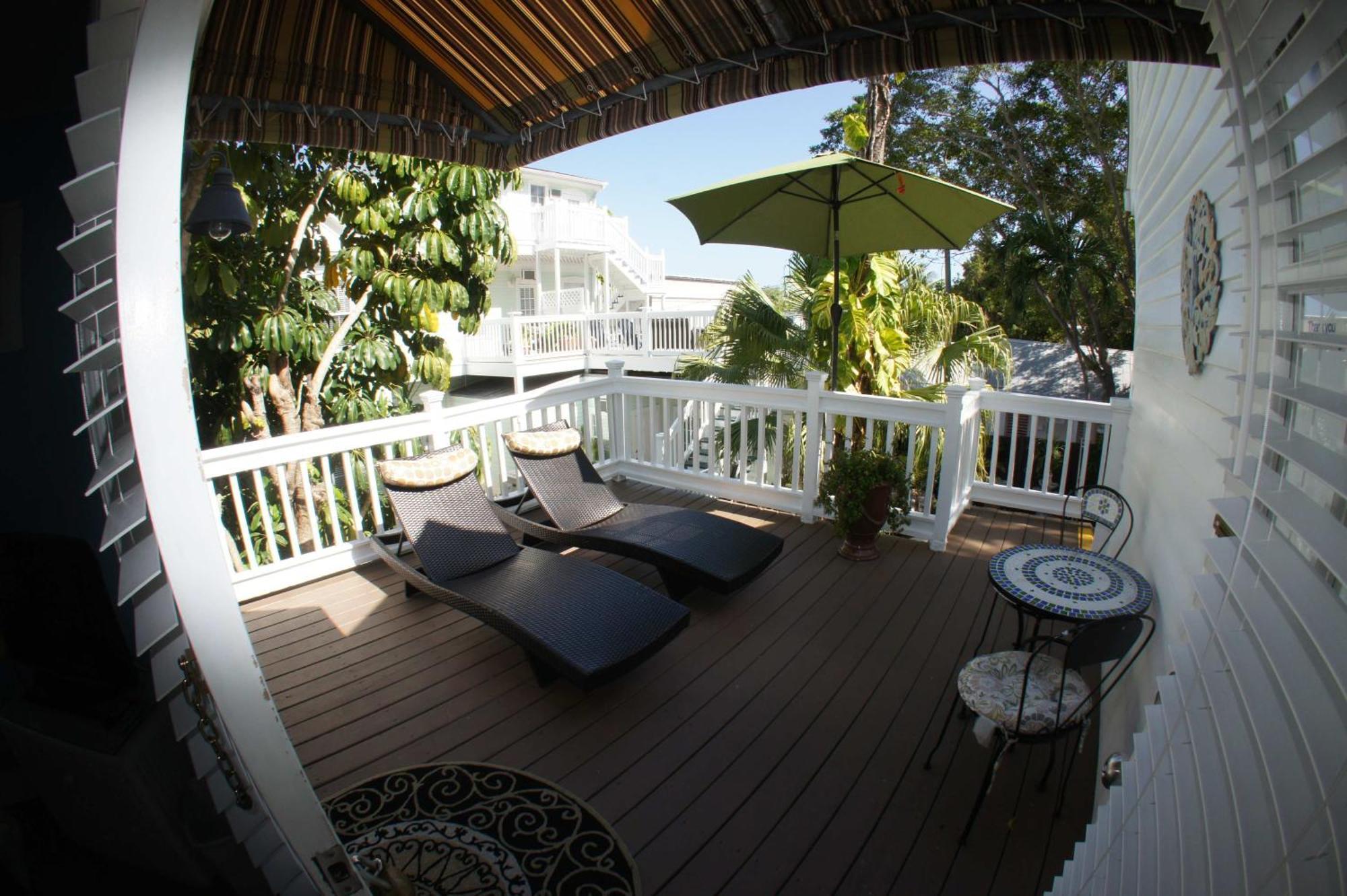 Deluxe Queen Room Terrace