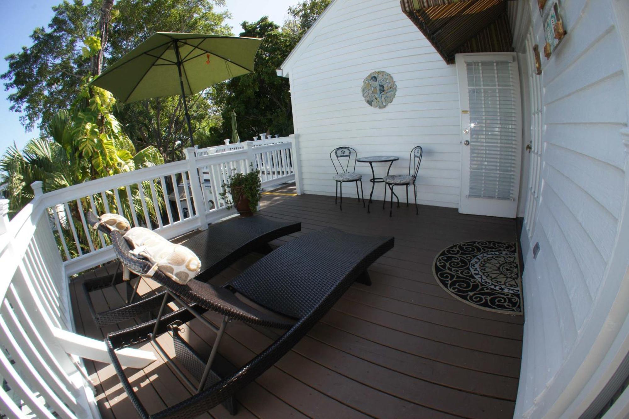 Deluxe Queen Room Terrace