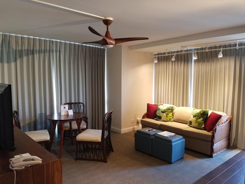 Deluxe Koa Suite