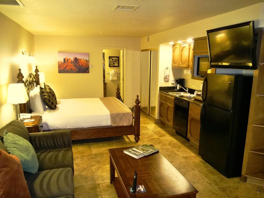 Two-Bedroom Suite