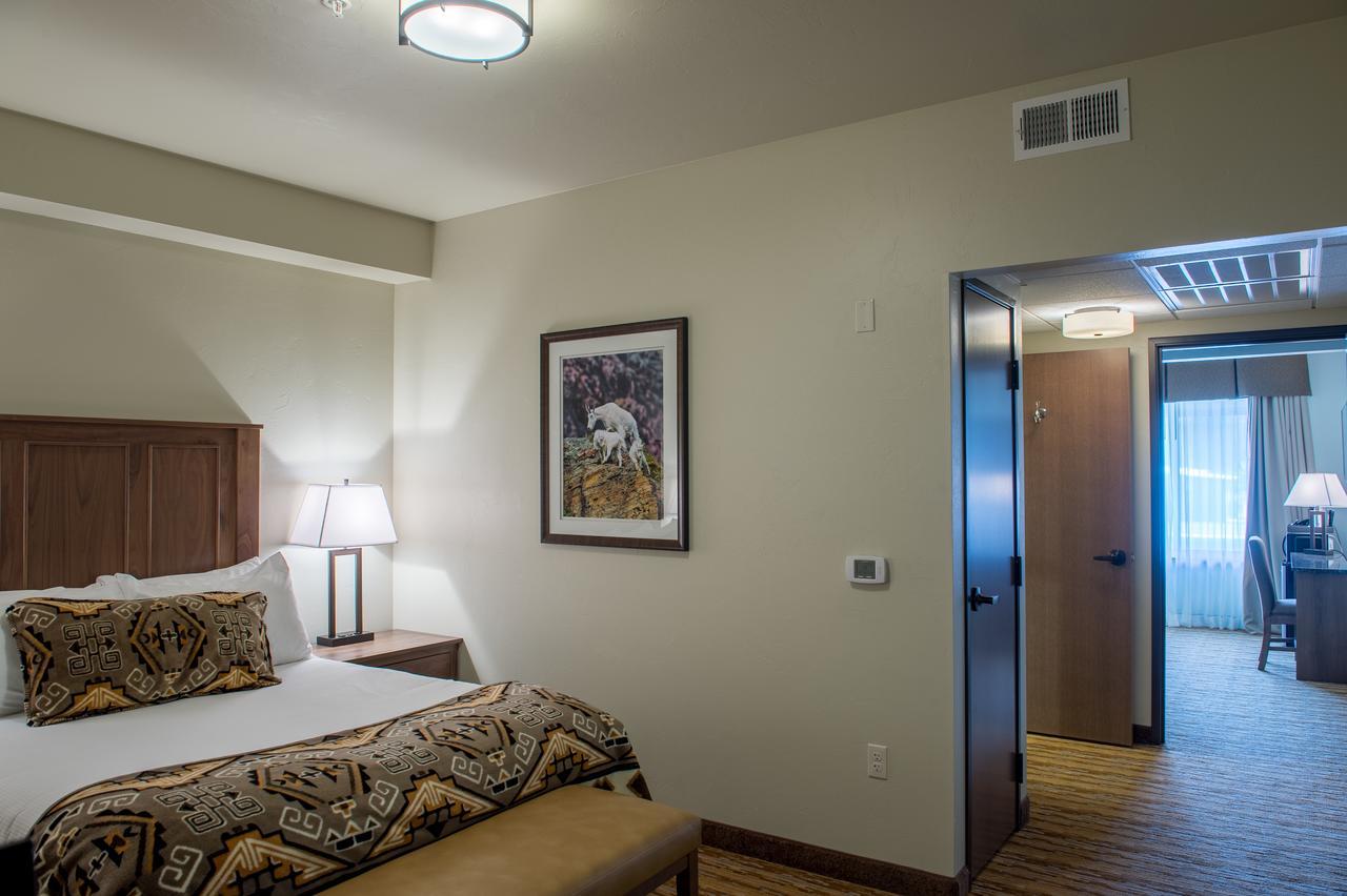 Queen Suite Disability Access