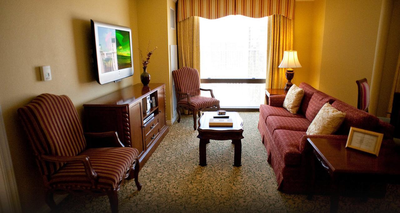 One Bedroom Suite Kitchen