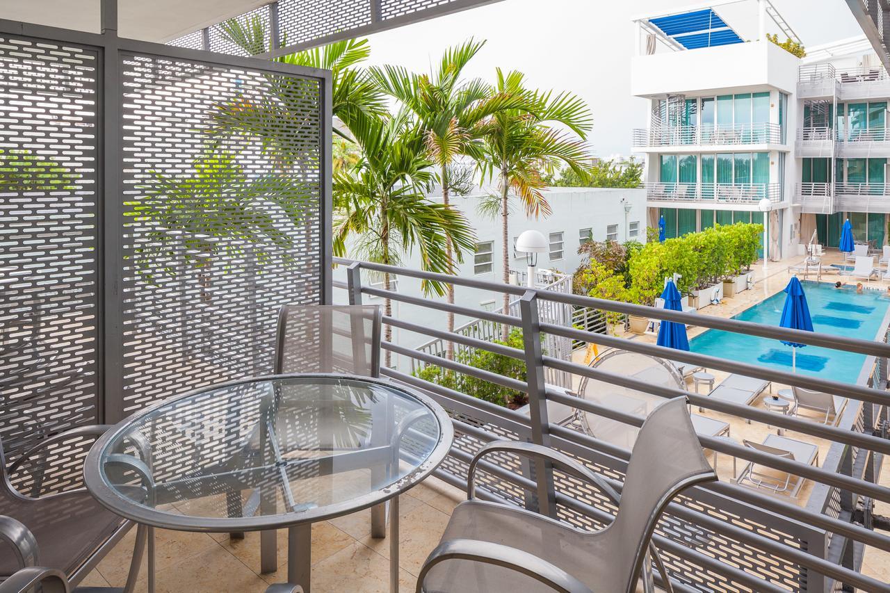 Balcony suite Pool View